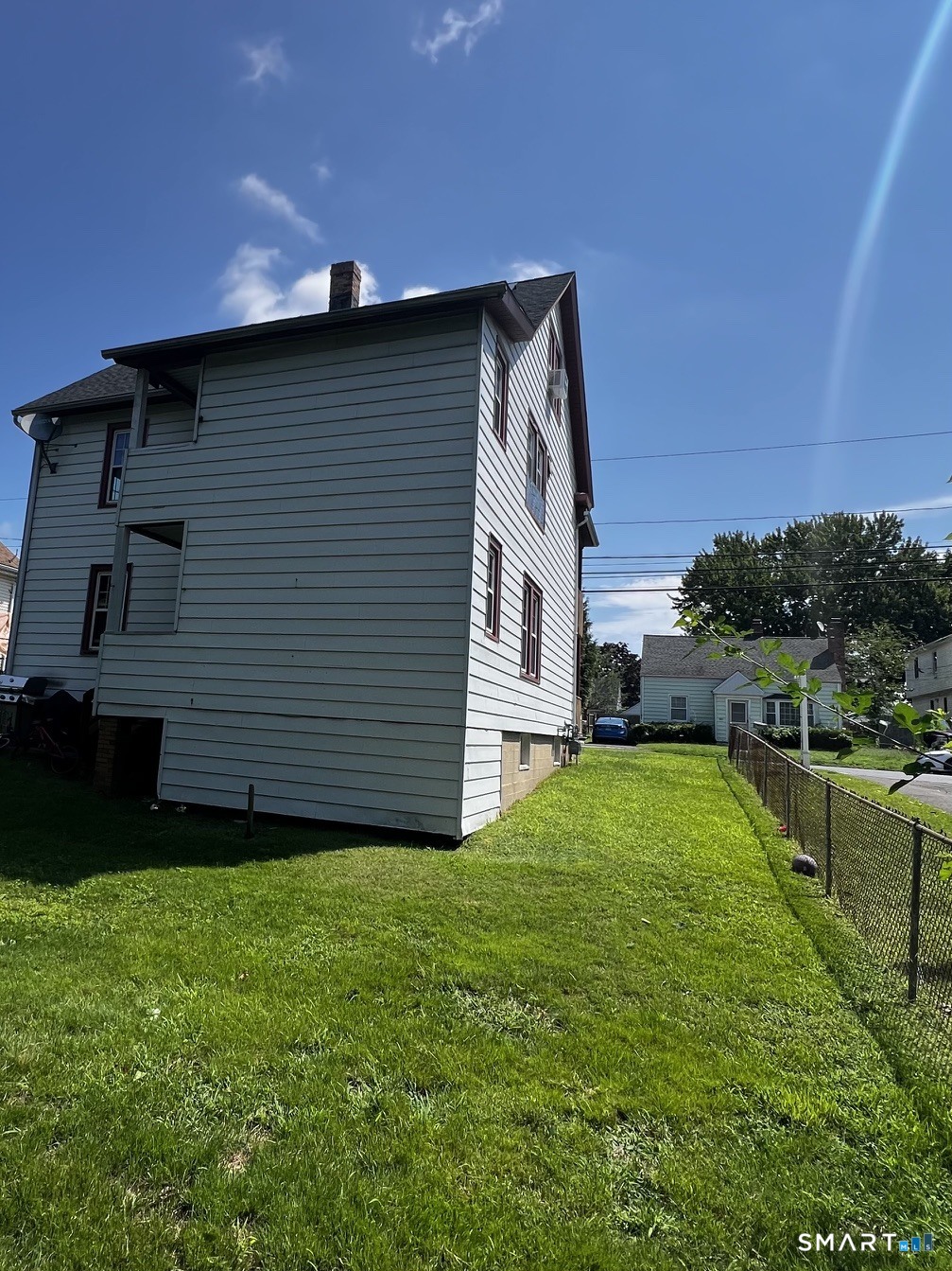 243 Henry Avenue photo 10