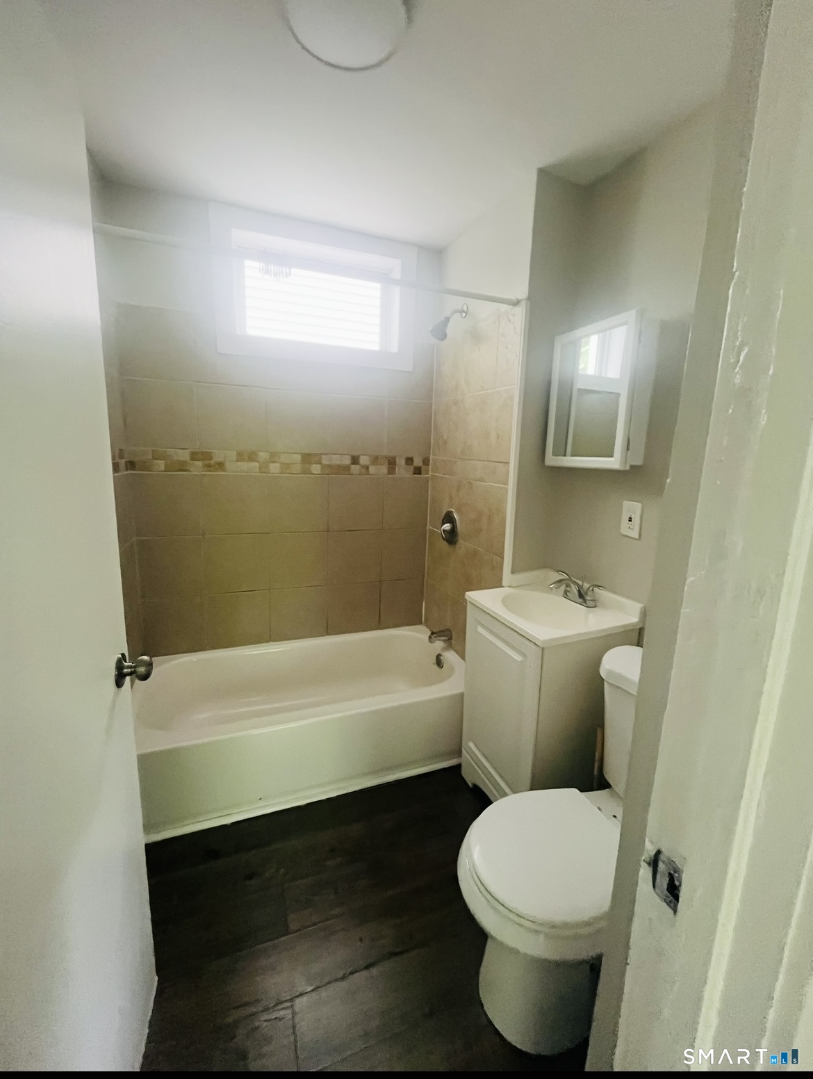 622 Winchester Avenue photo 10