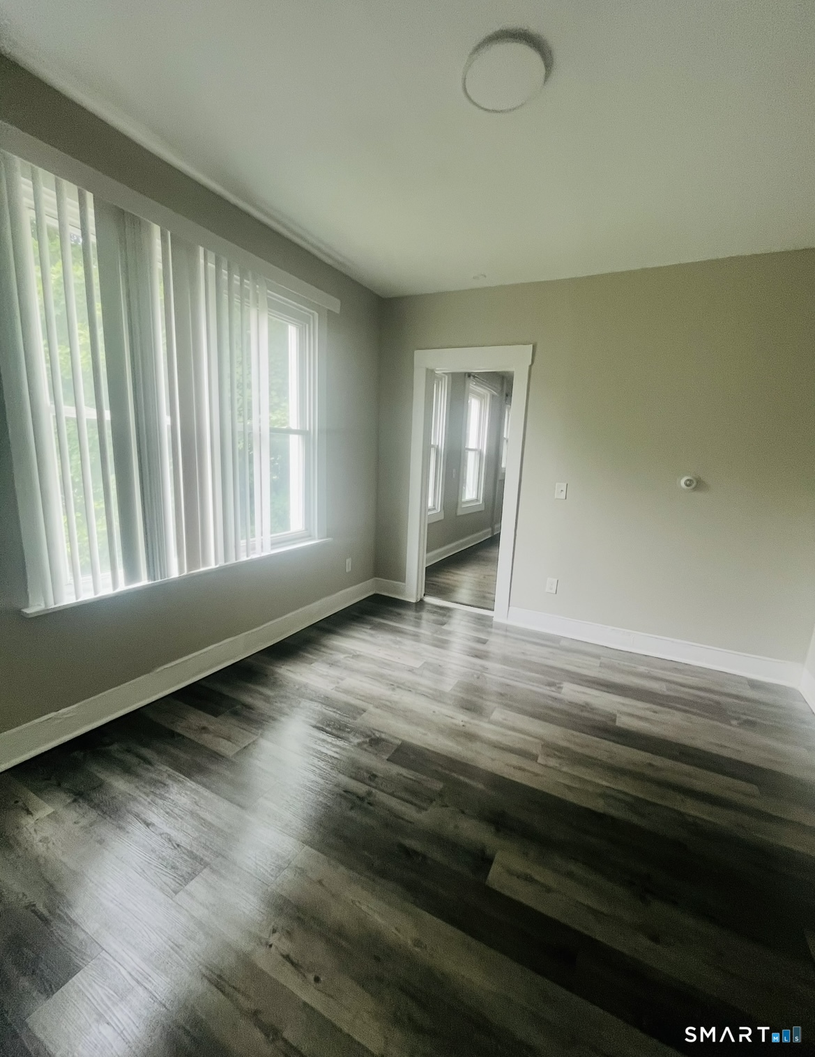 622 Winchester Avenue photo 5