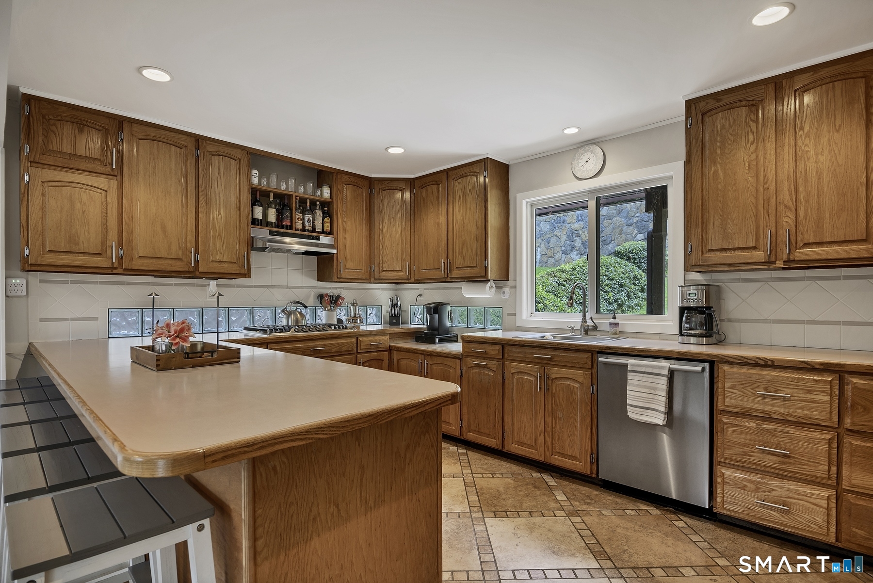 11 Candlewood Road photo 6