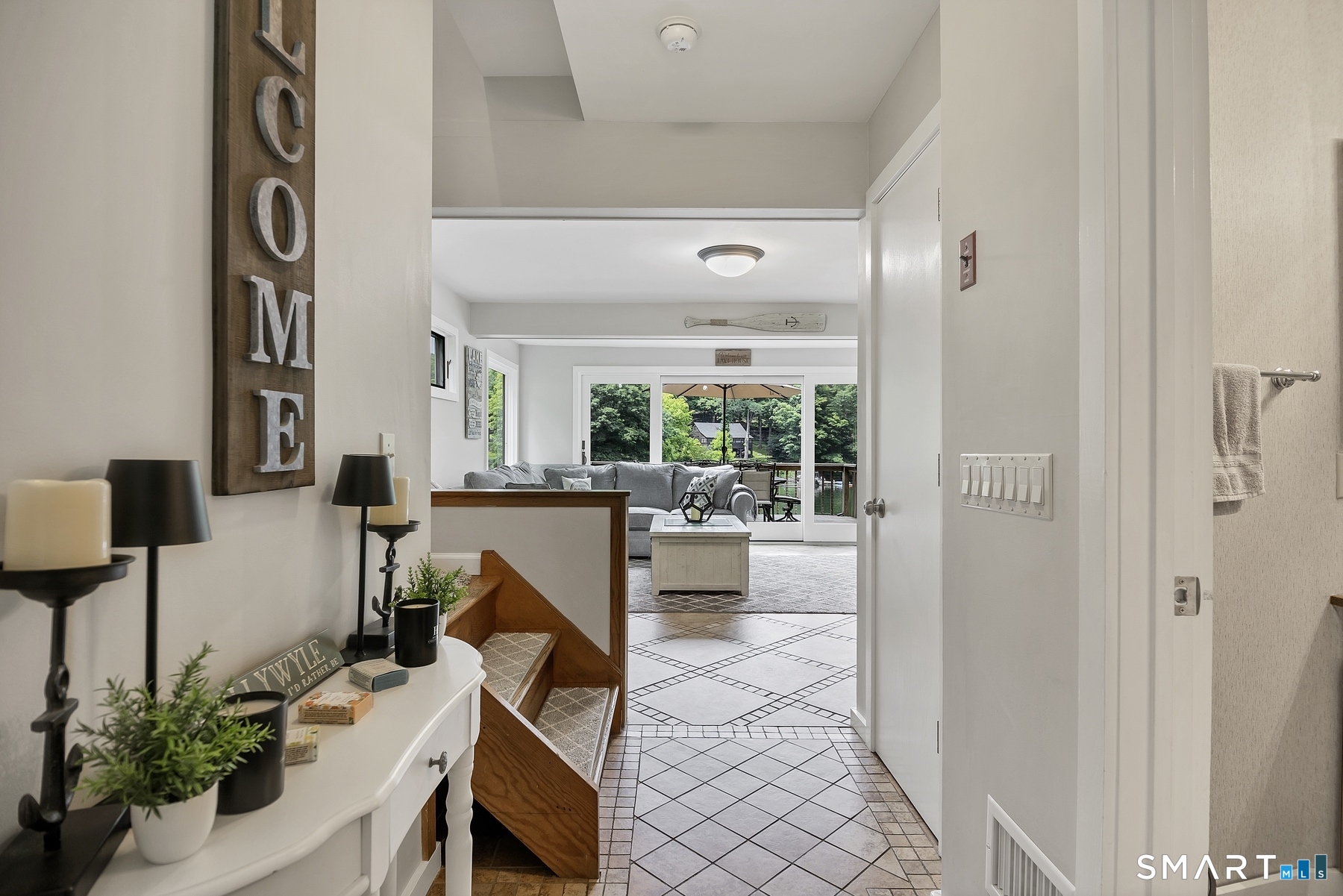 11 Candlewood Road photo 12