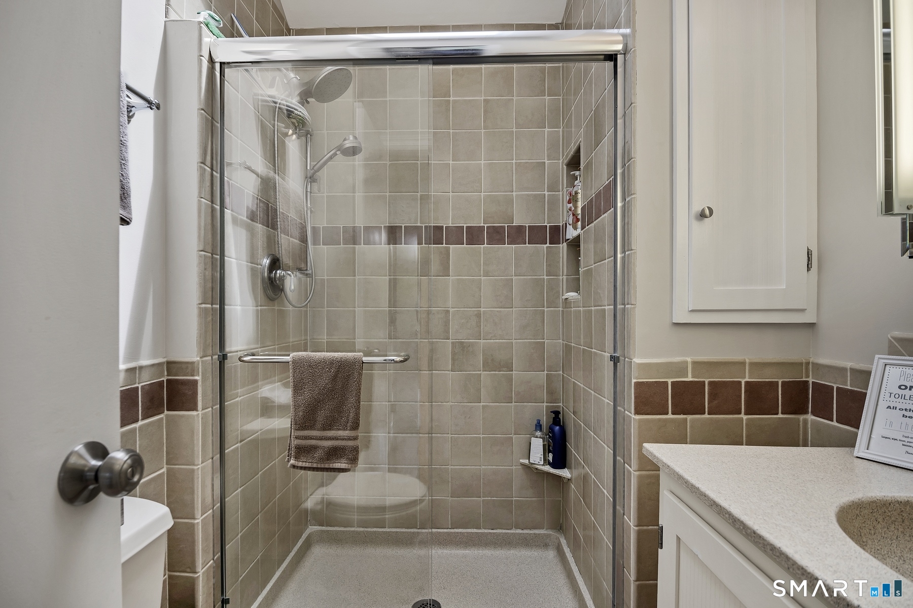 11 Candlewood Road photo 16