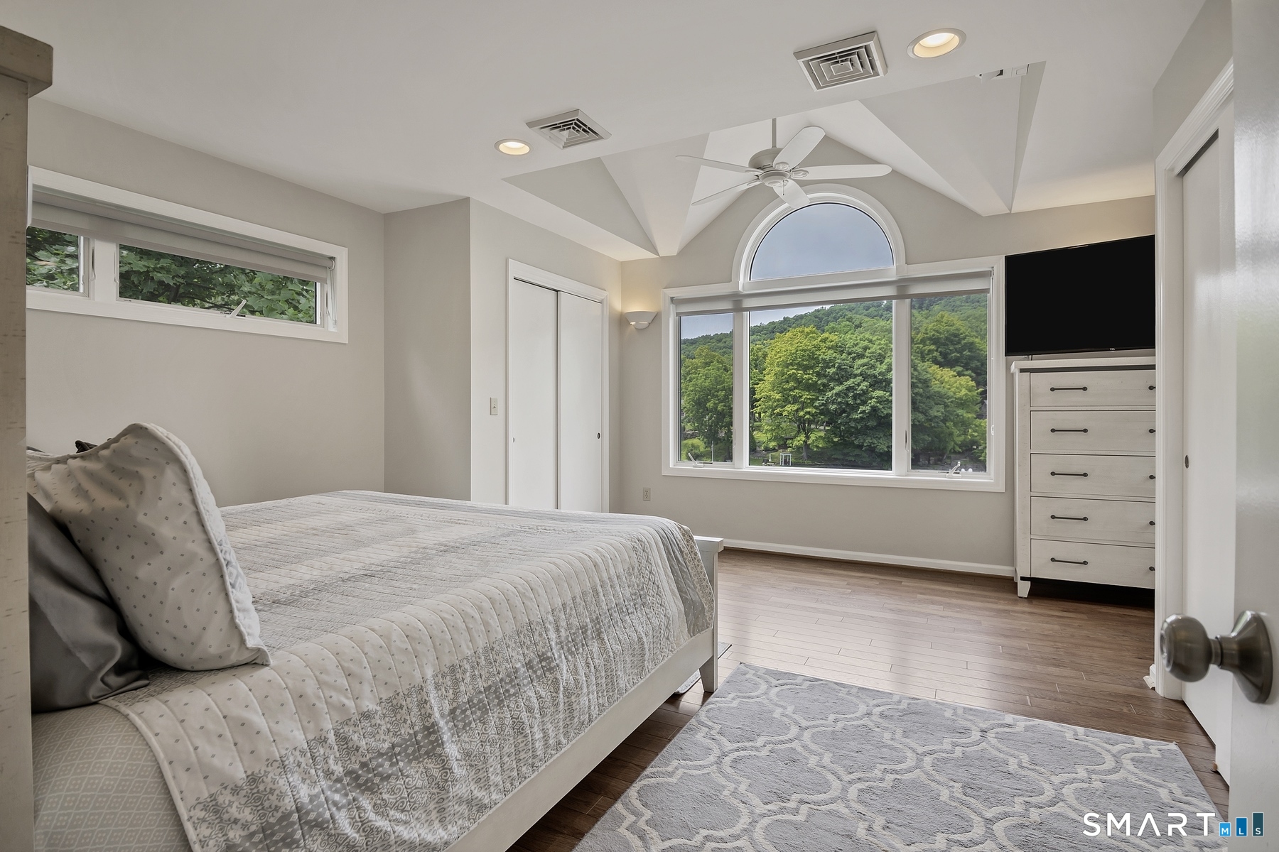 11 Candlewood Road photo 15