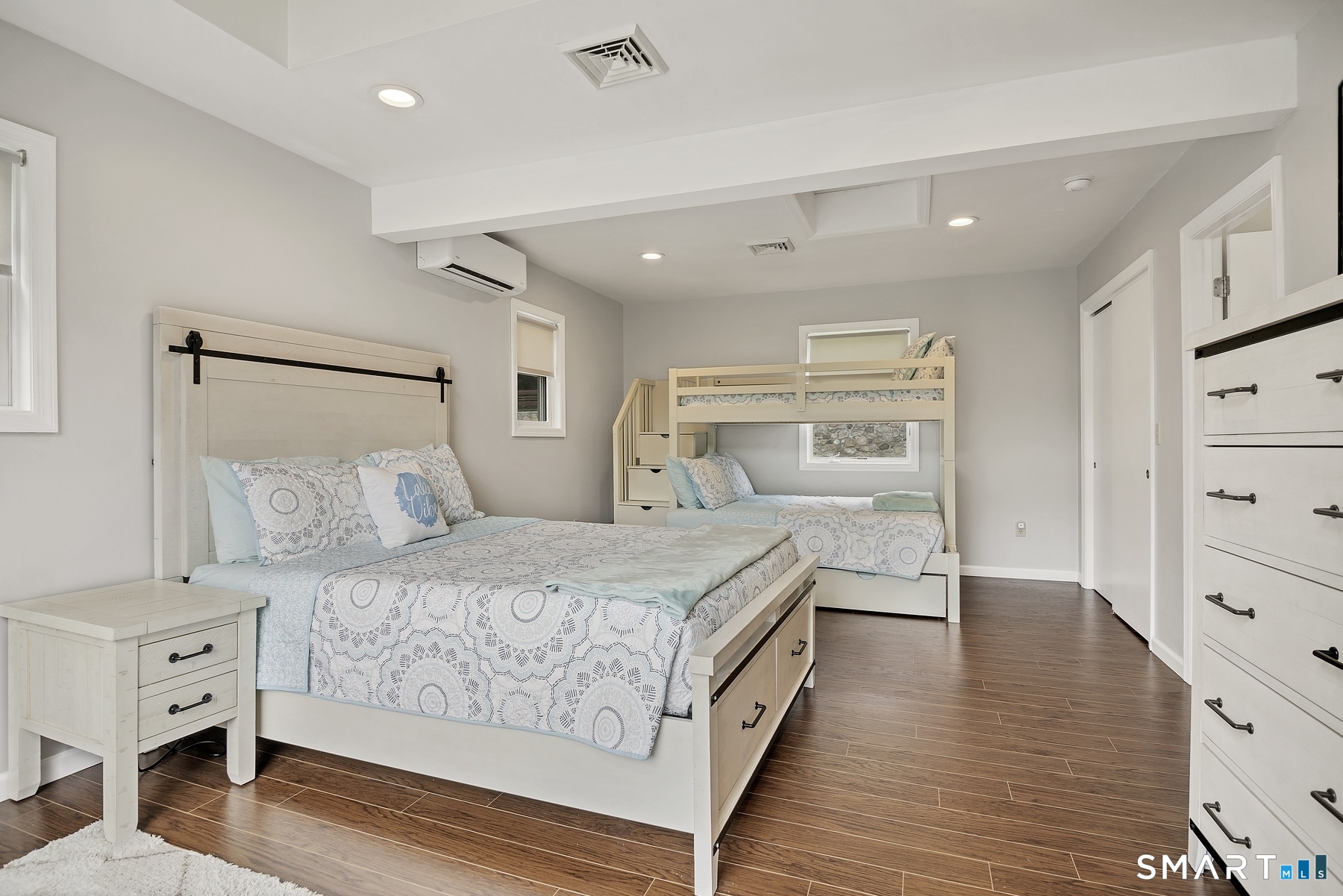 11 Candlewood Road photo 18