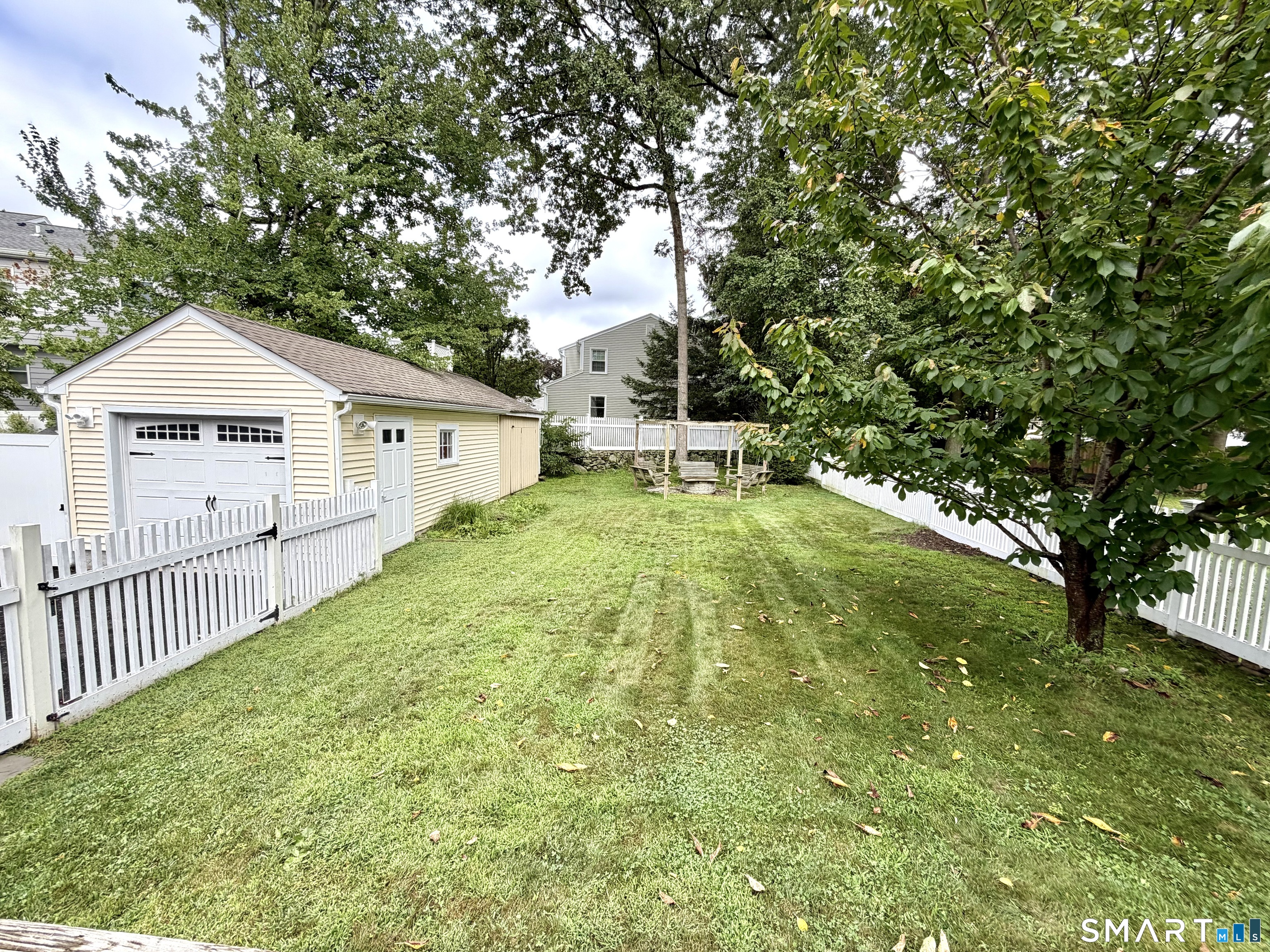 52 Barbara Drive photo 31