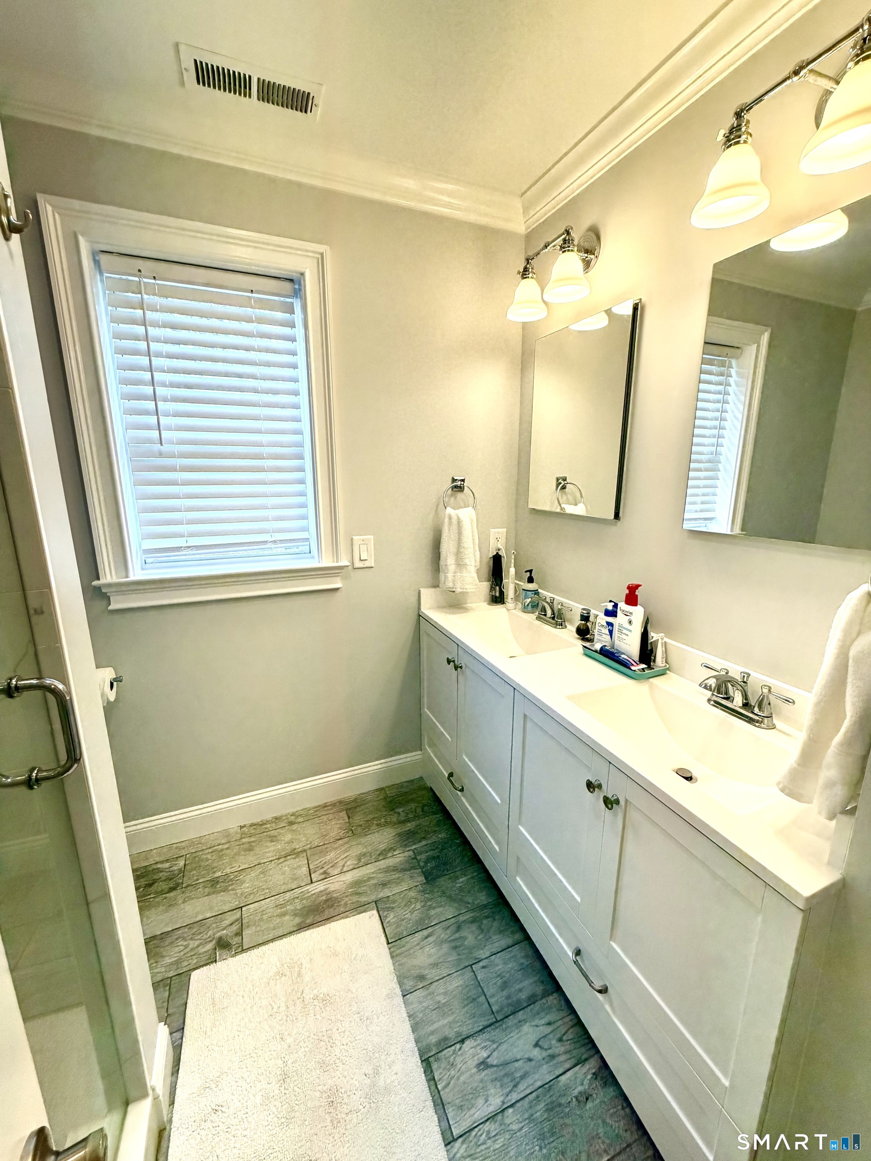52 Barbara Drive photo 24