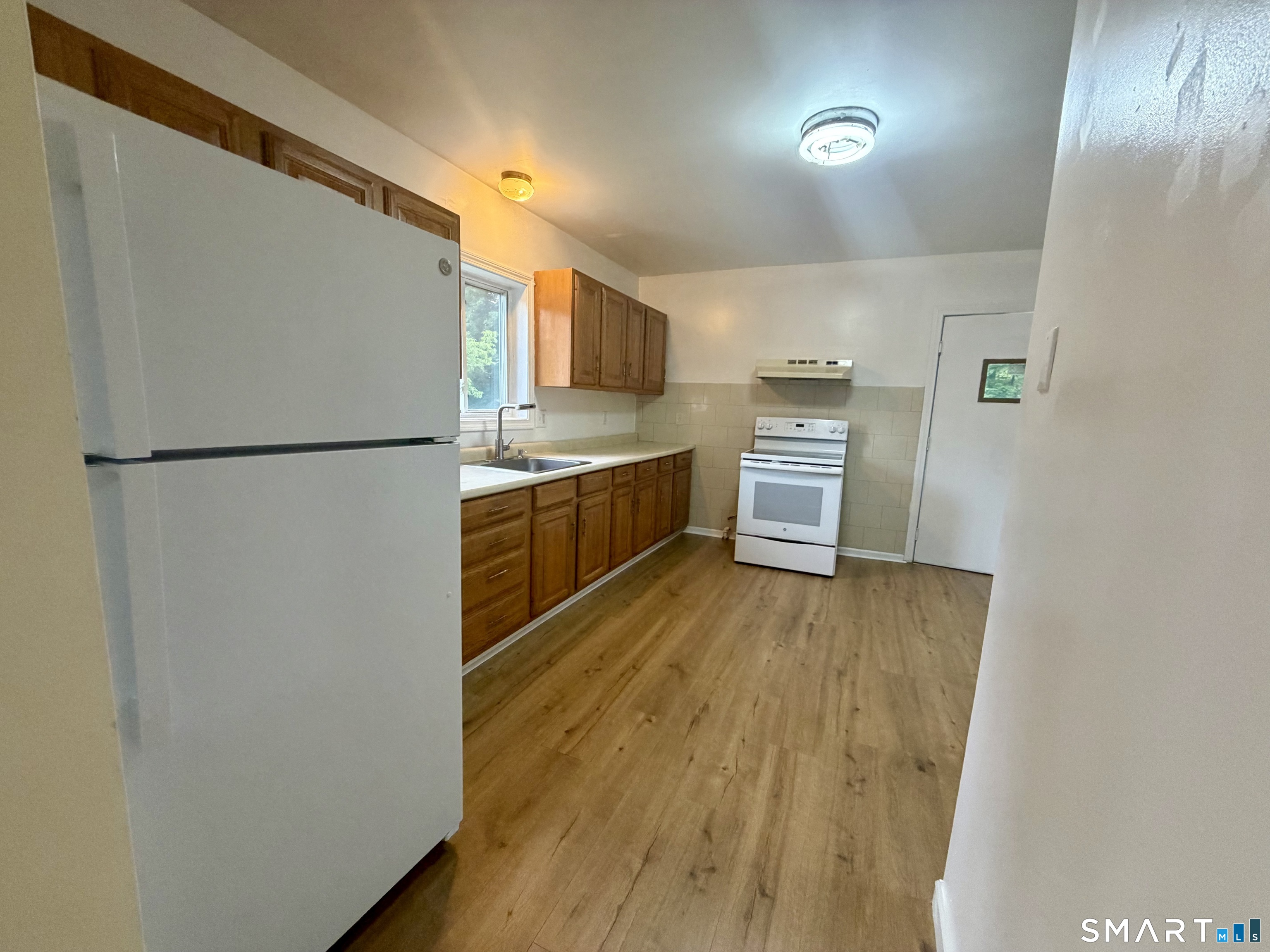 40 Lincoln Avenue Unit #2 photo 3