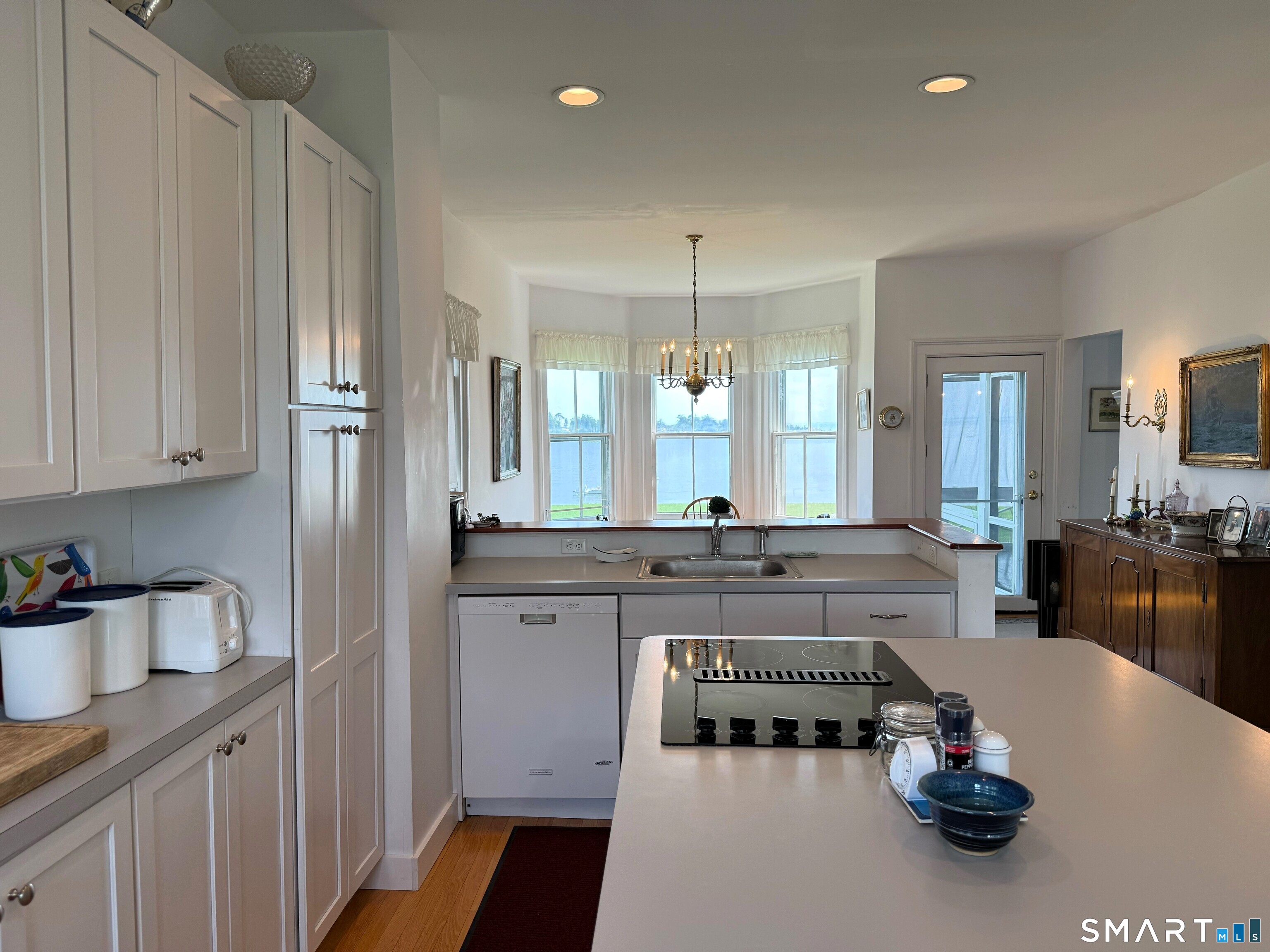 15 Prospect Hill Road photo 9