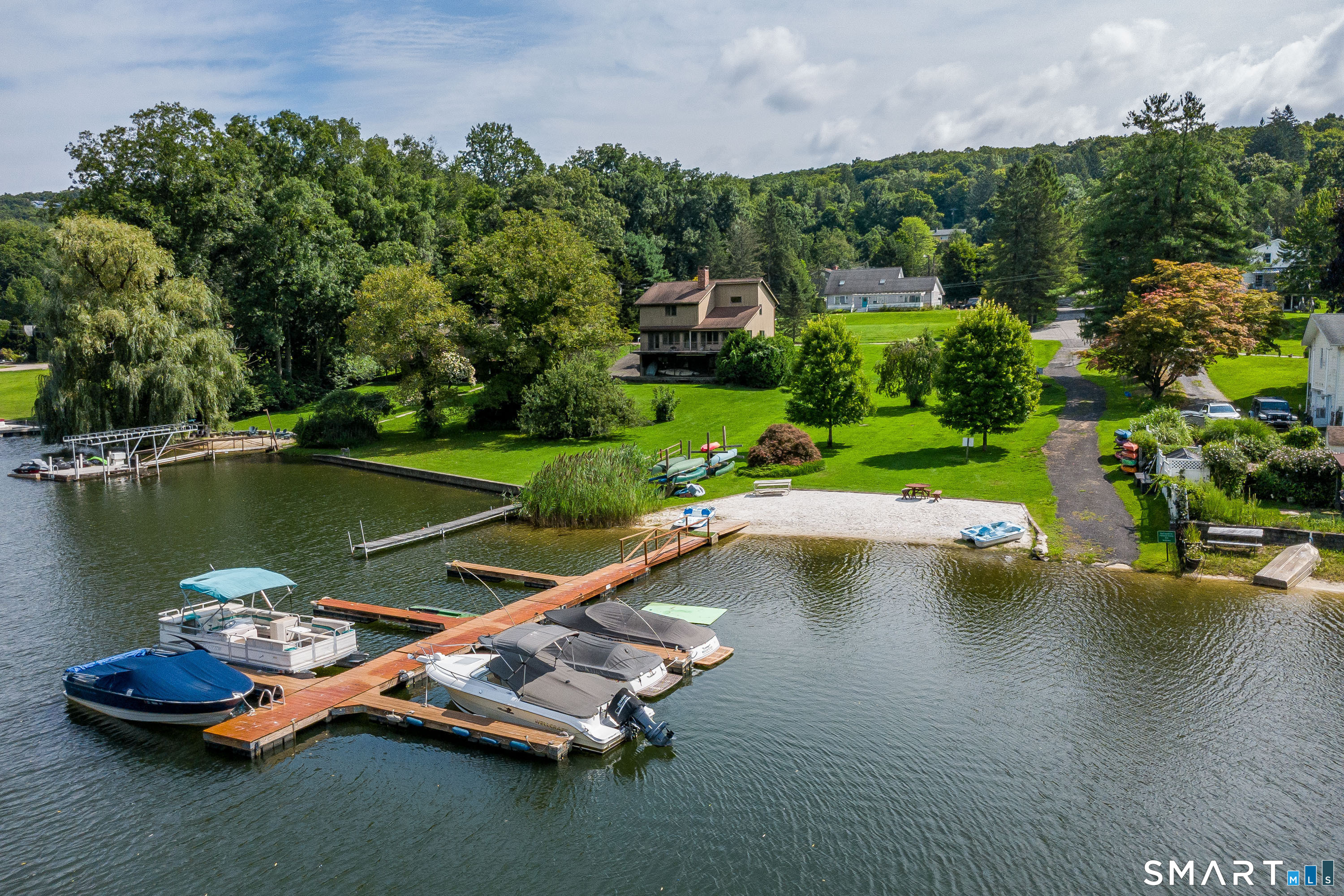 38th image of 8 Pinewood Shrs, Sherman, CT 06784 | MLS# 24199443