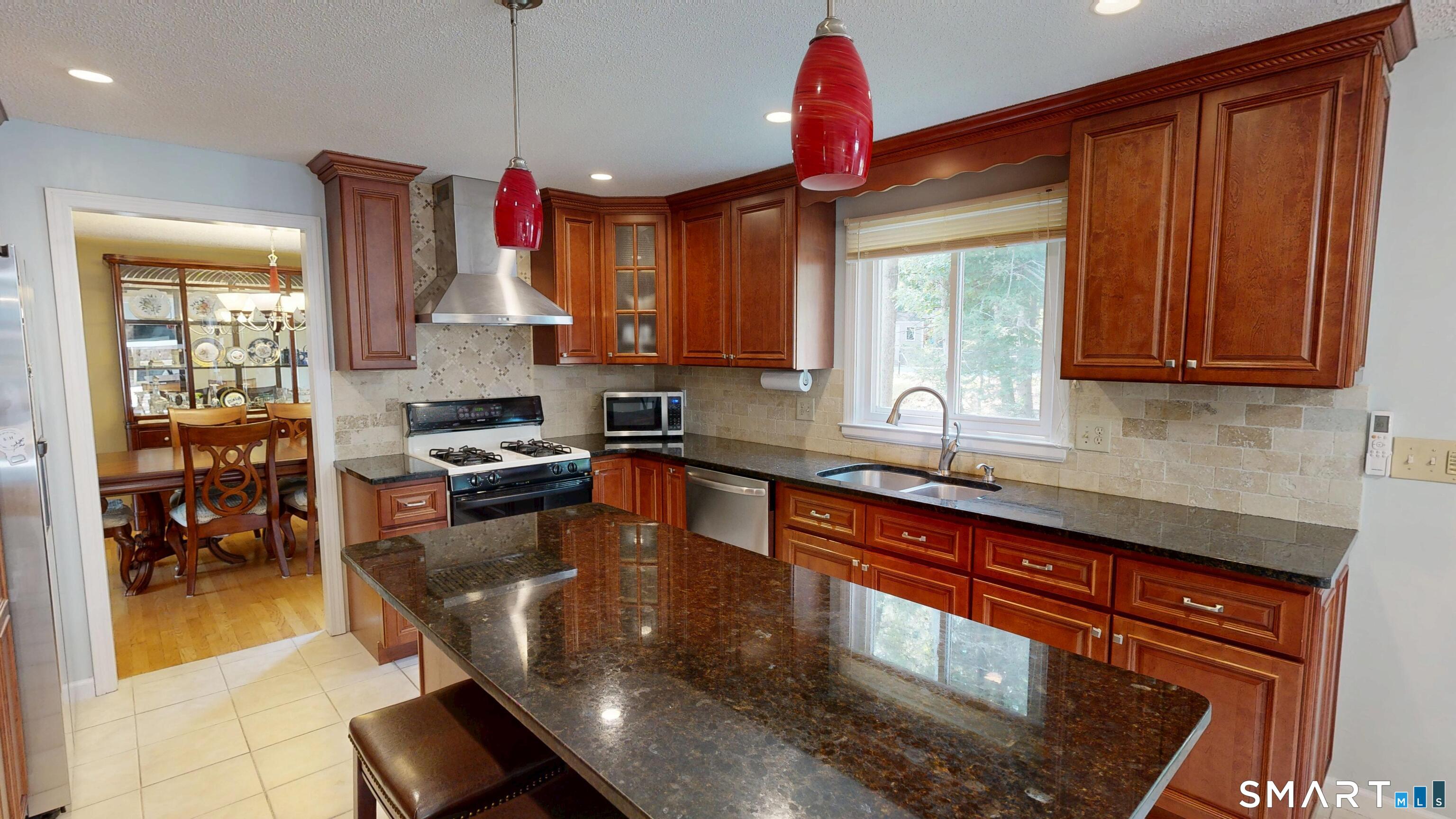 7 Deepwood Drive photo 10
