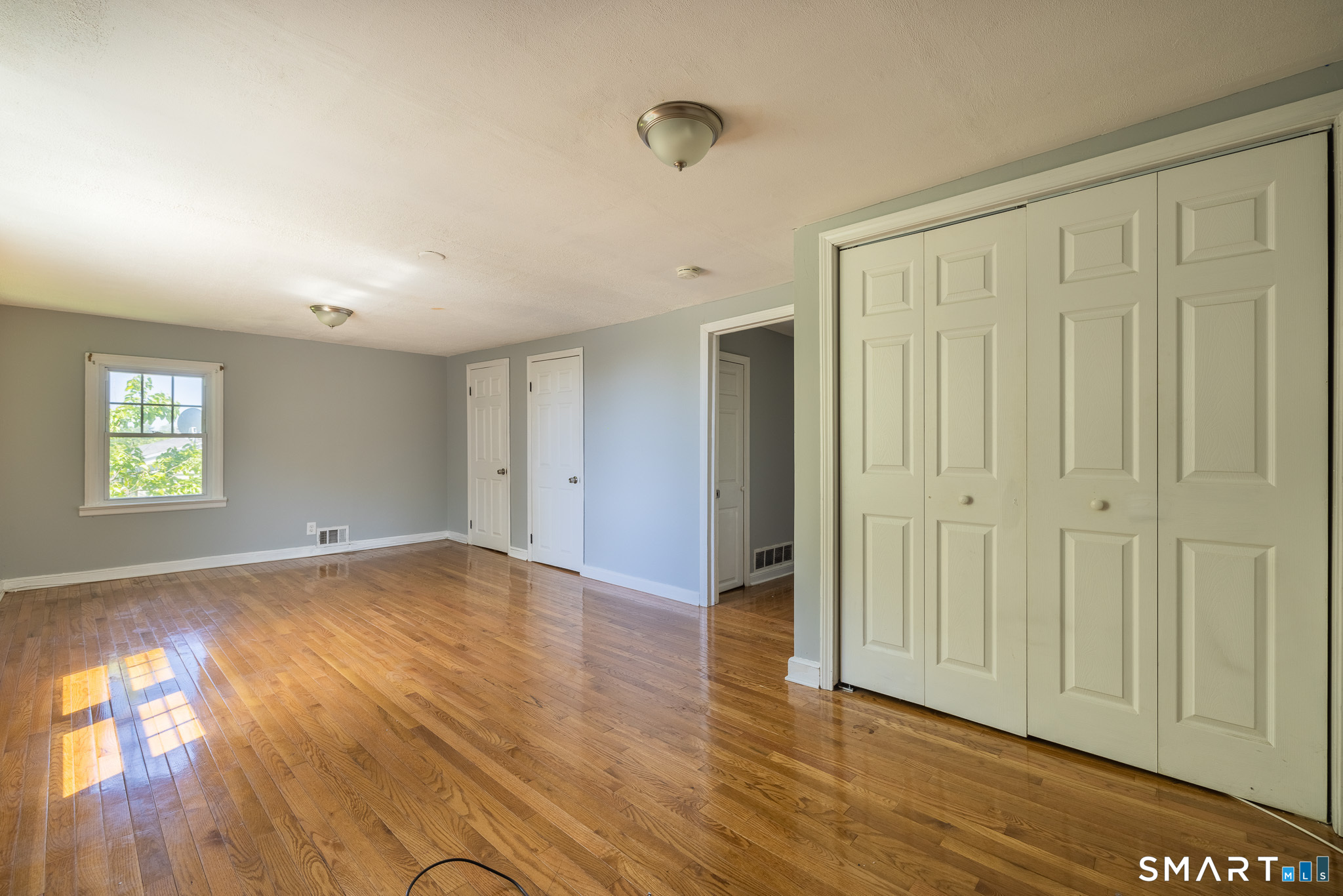 166 Earl Avenue photo 17