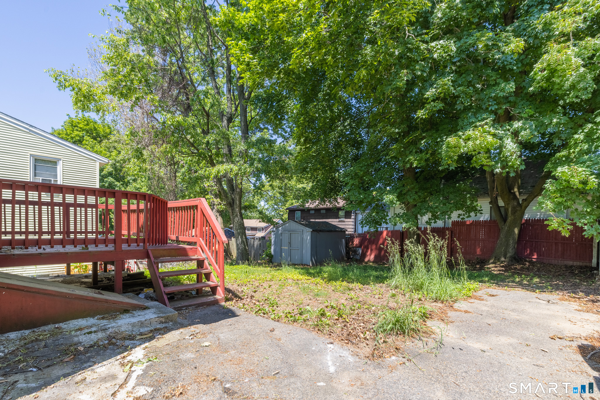 166 Earl Avenue photo 23