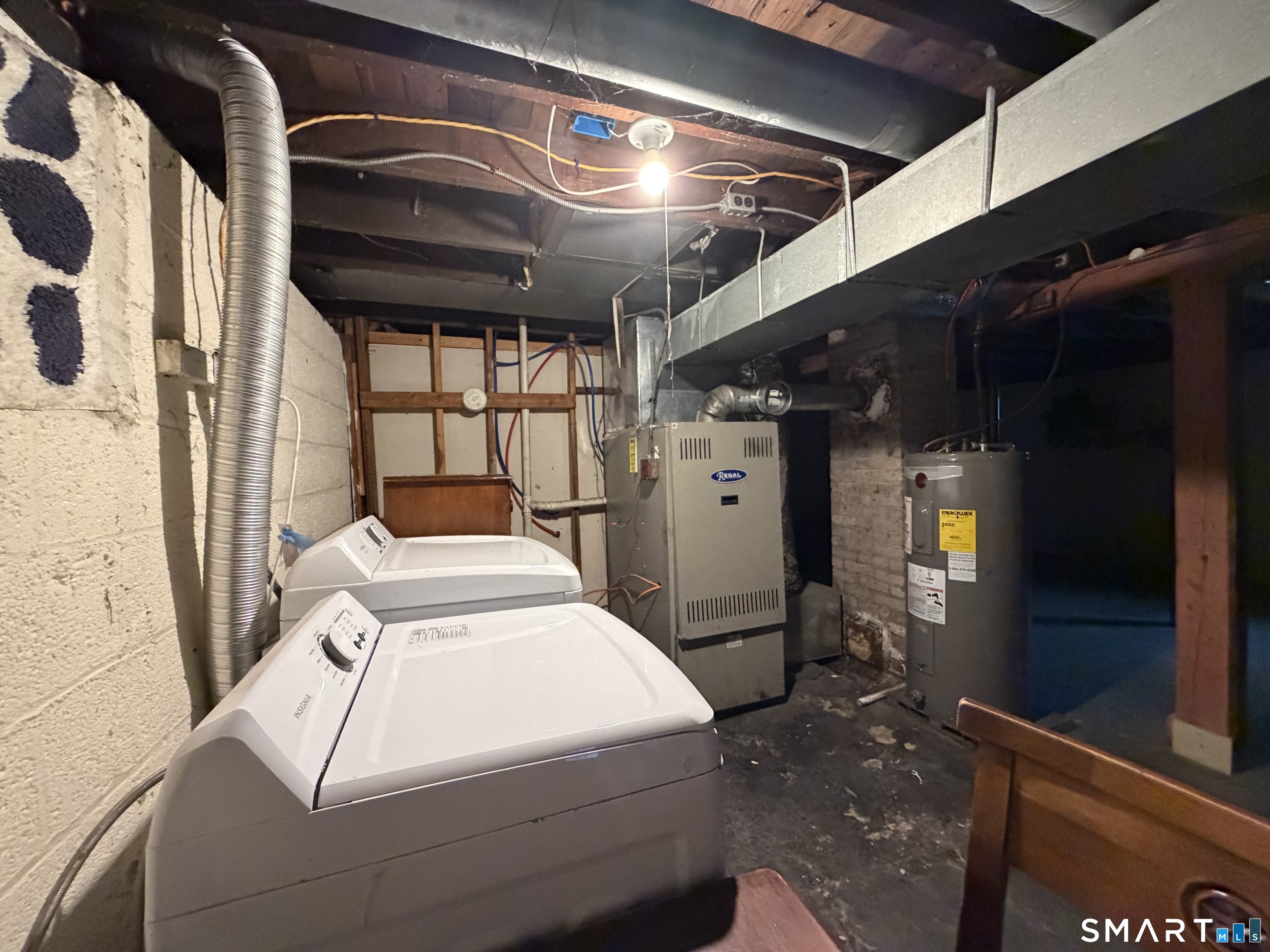 166 Earl Avenue photo 29