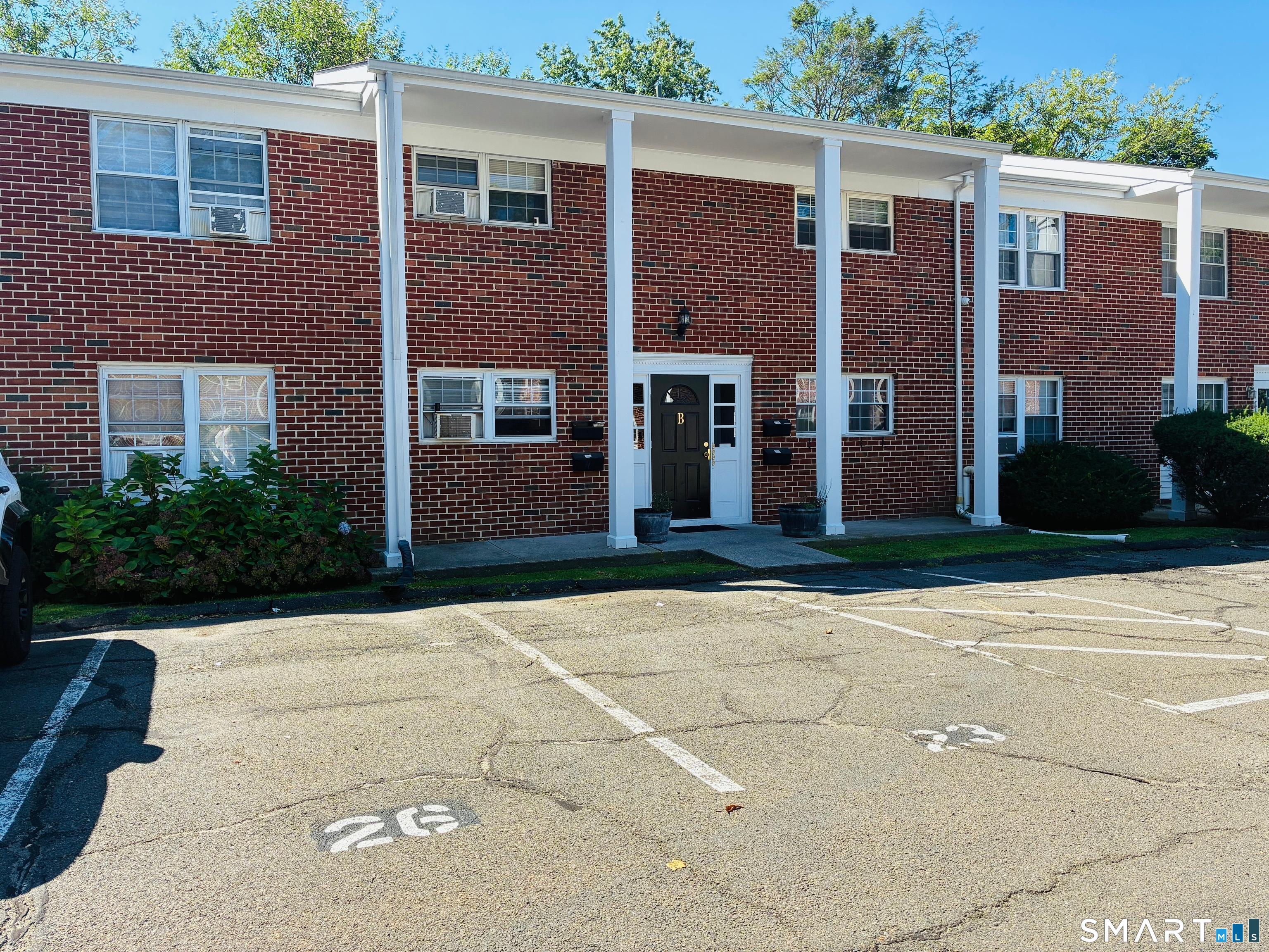 125 Lawn Avenue Unit #B6
