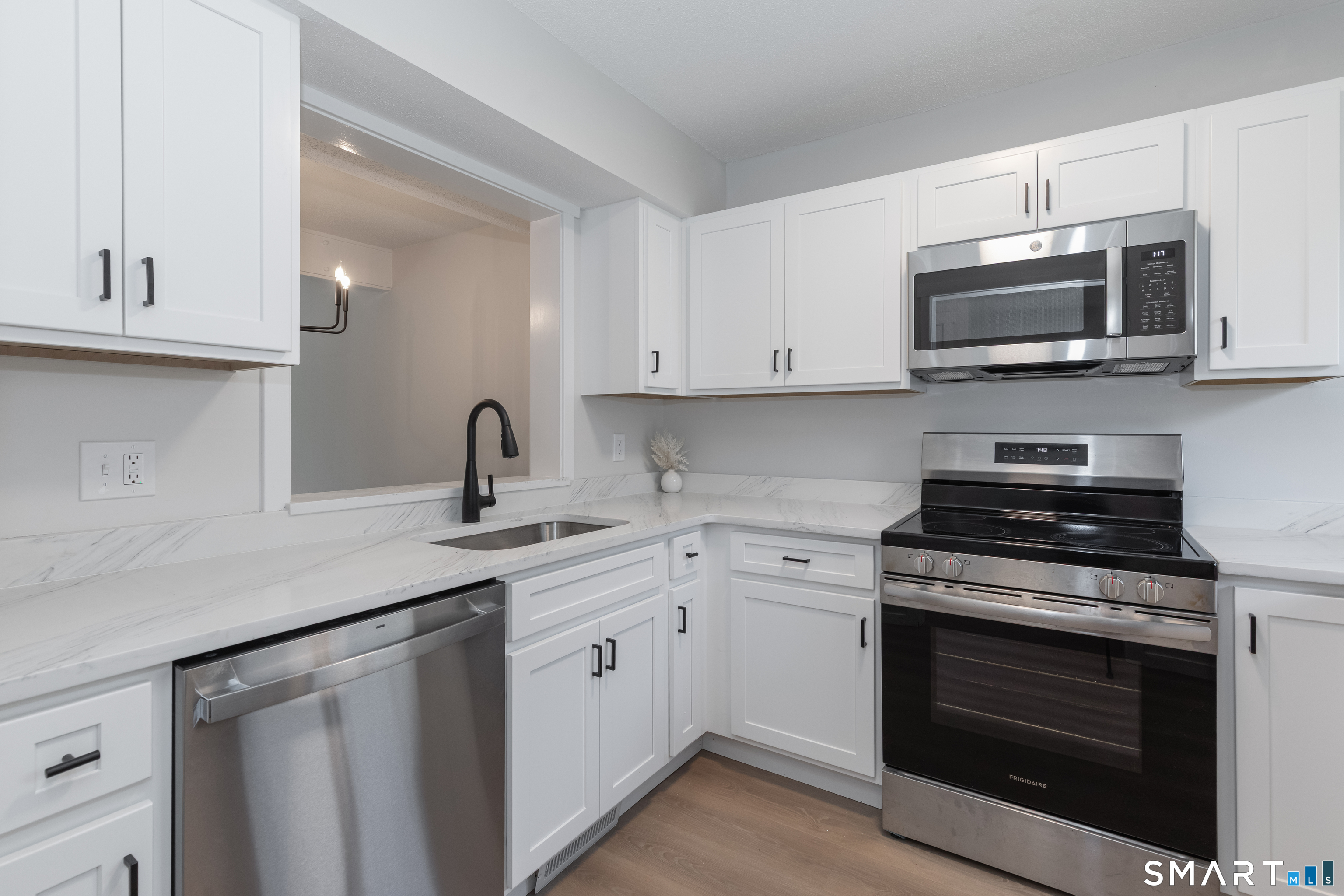 2nd image of 47 Woods Wy #47, Woodbury, CT 06798 | MLS# 24198307