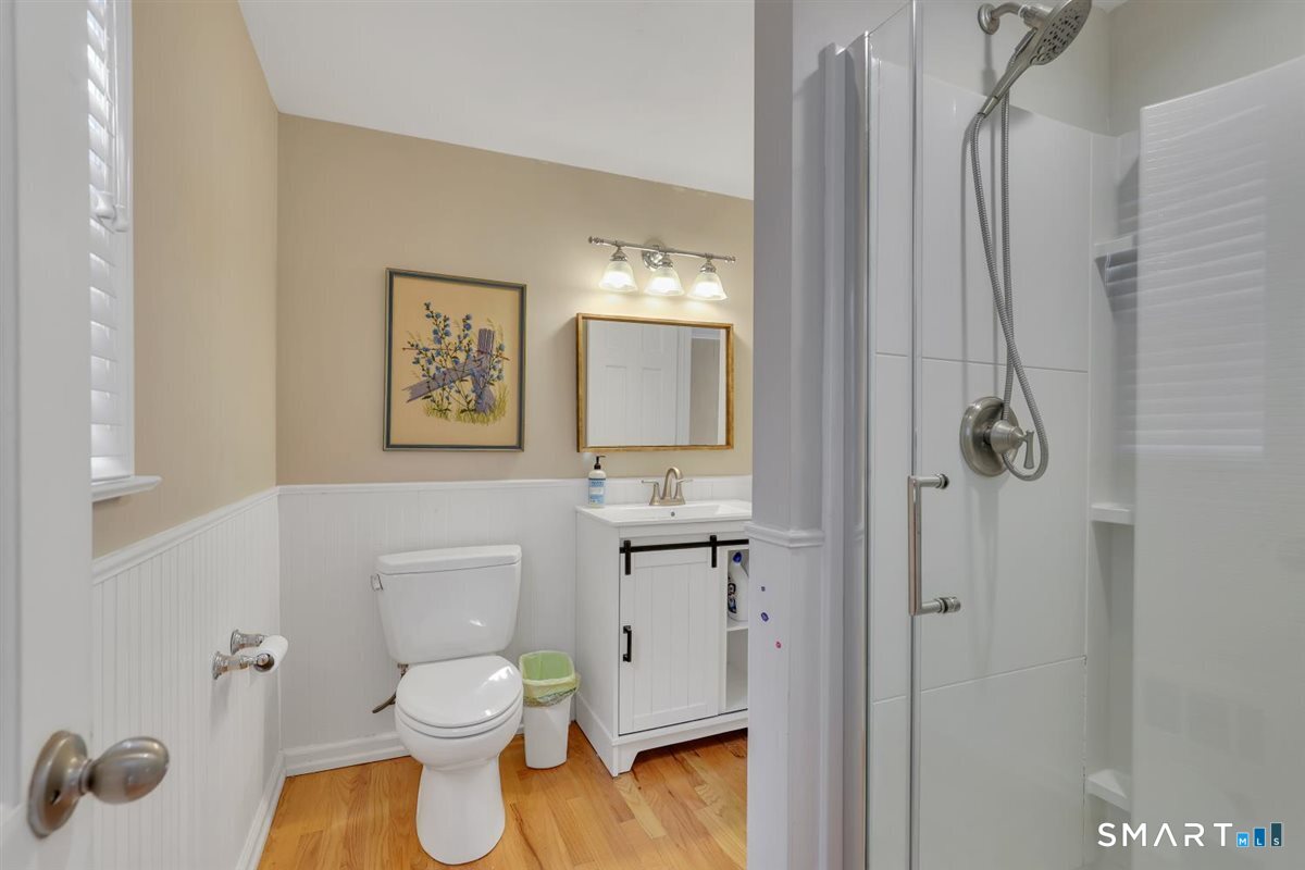 117 Hyde Road photo 17