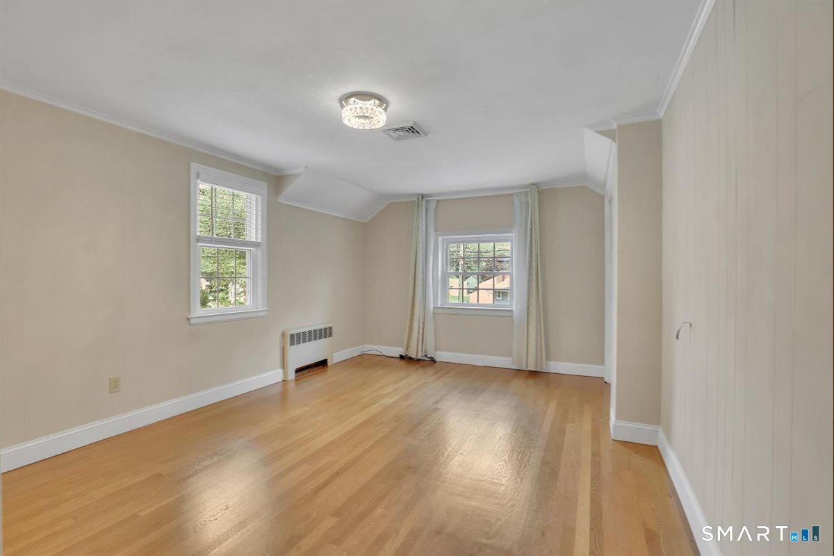 117 Hyde Road photo 18