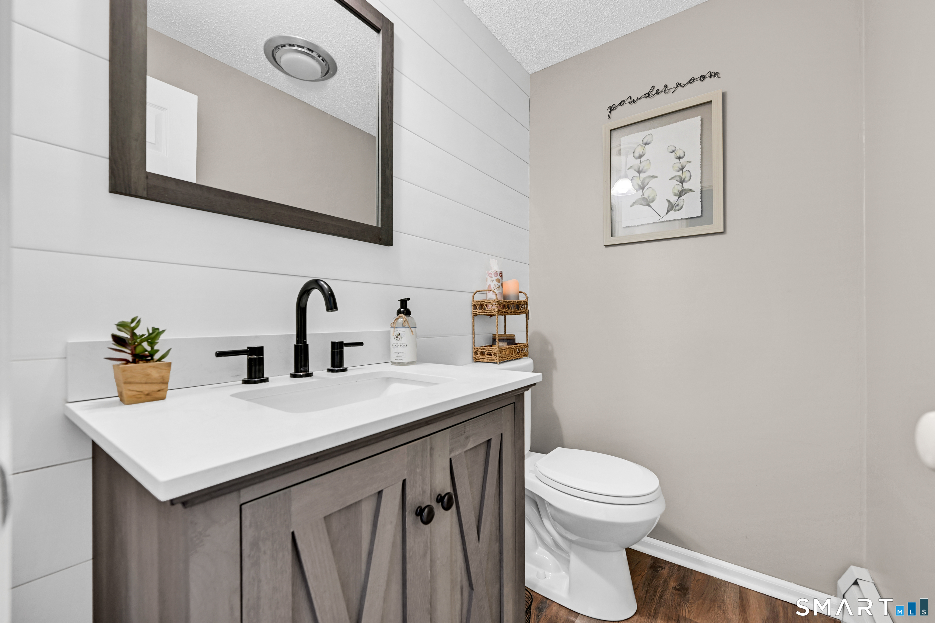 190 Hightower Road photo 15