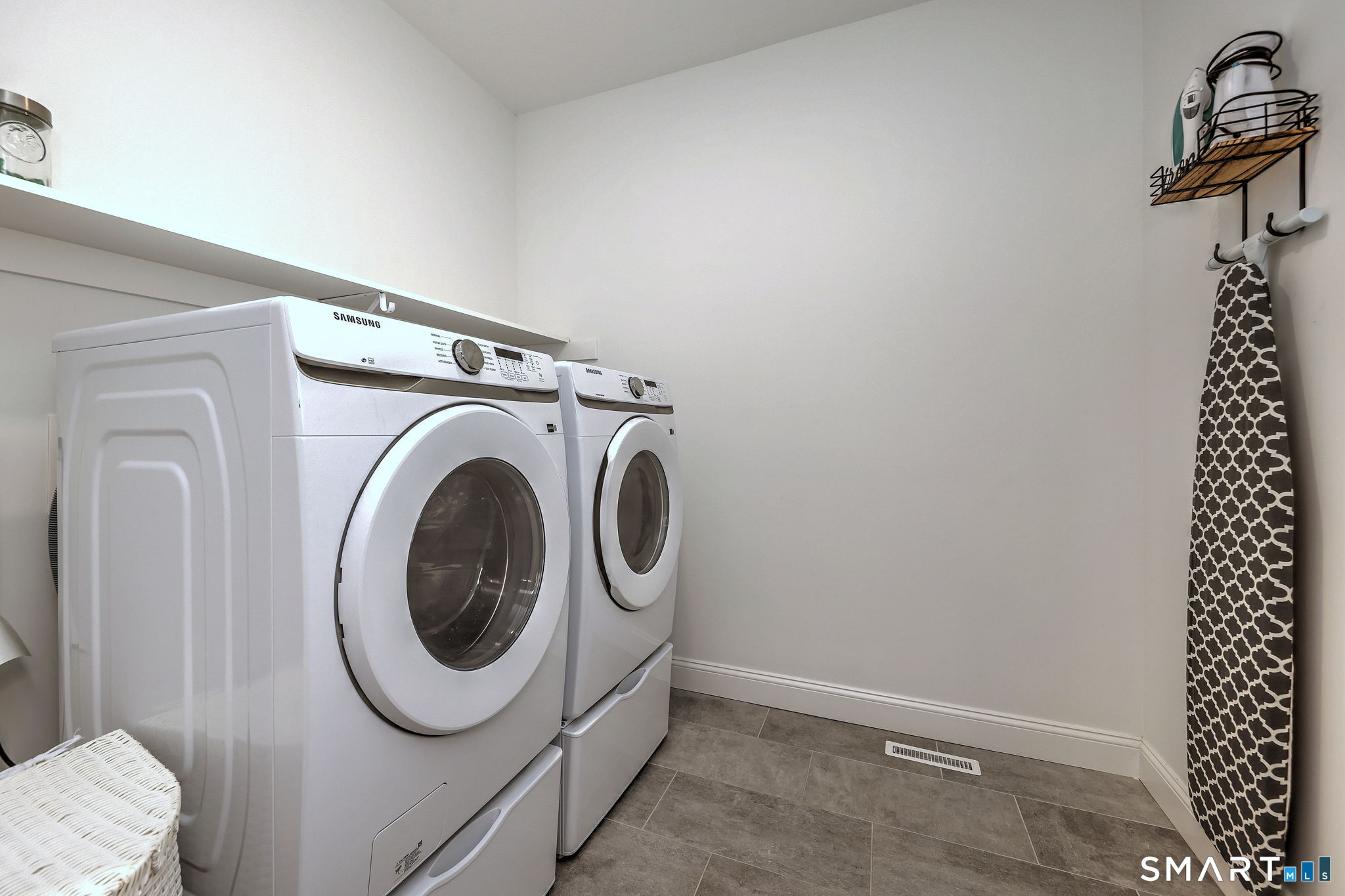 351 Hunter Drive Unit #351 photo 21