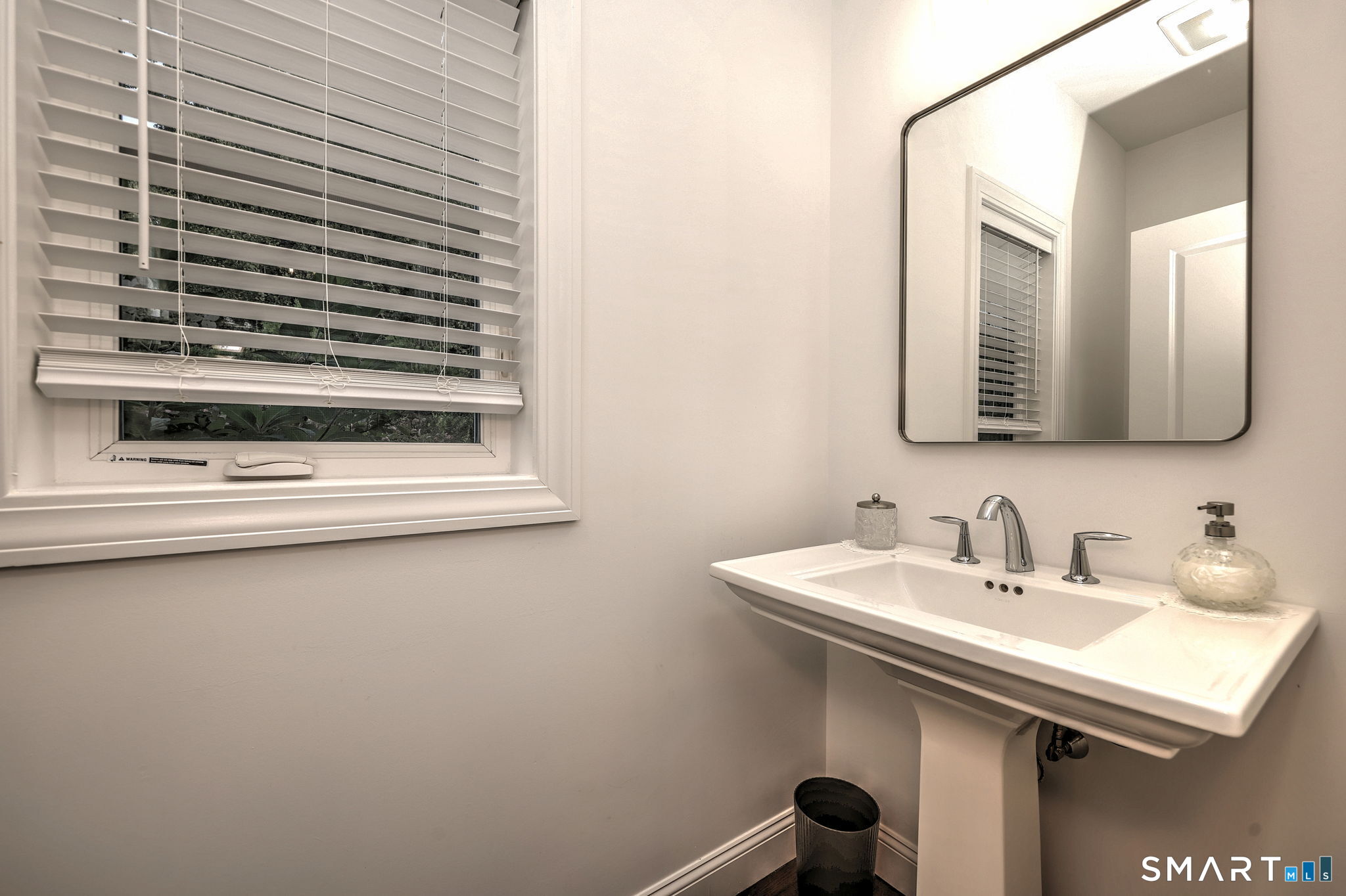 351 Hunter Drive Unit #351 photo 11