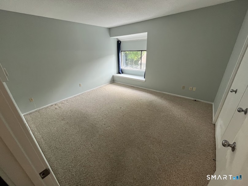 302 Heritage Village Unit #A photo 10