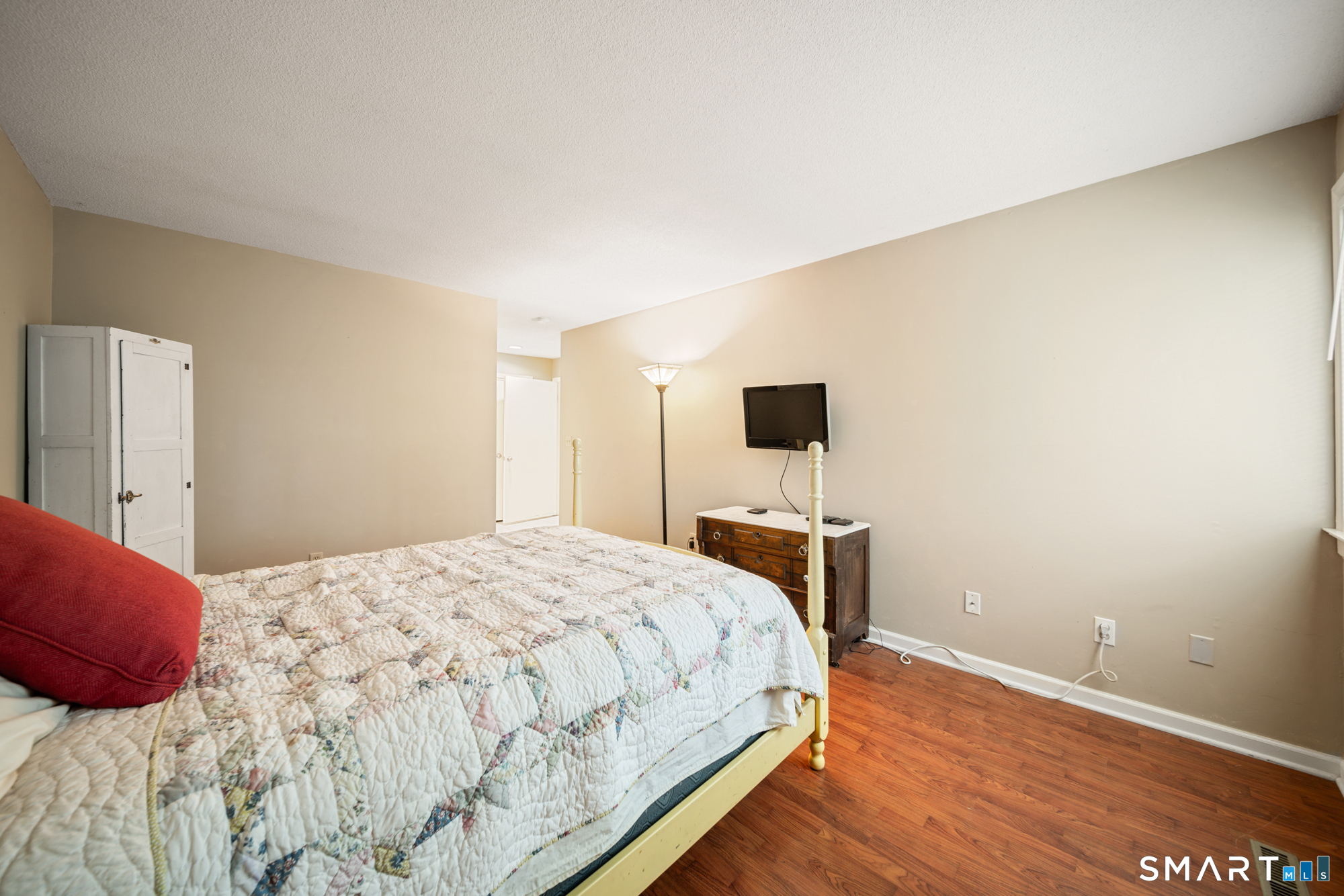 234 Heritage Village Unit #B photo 16