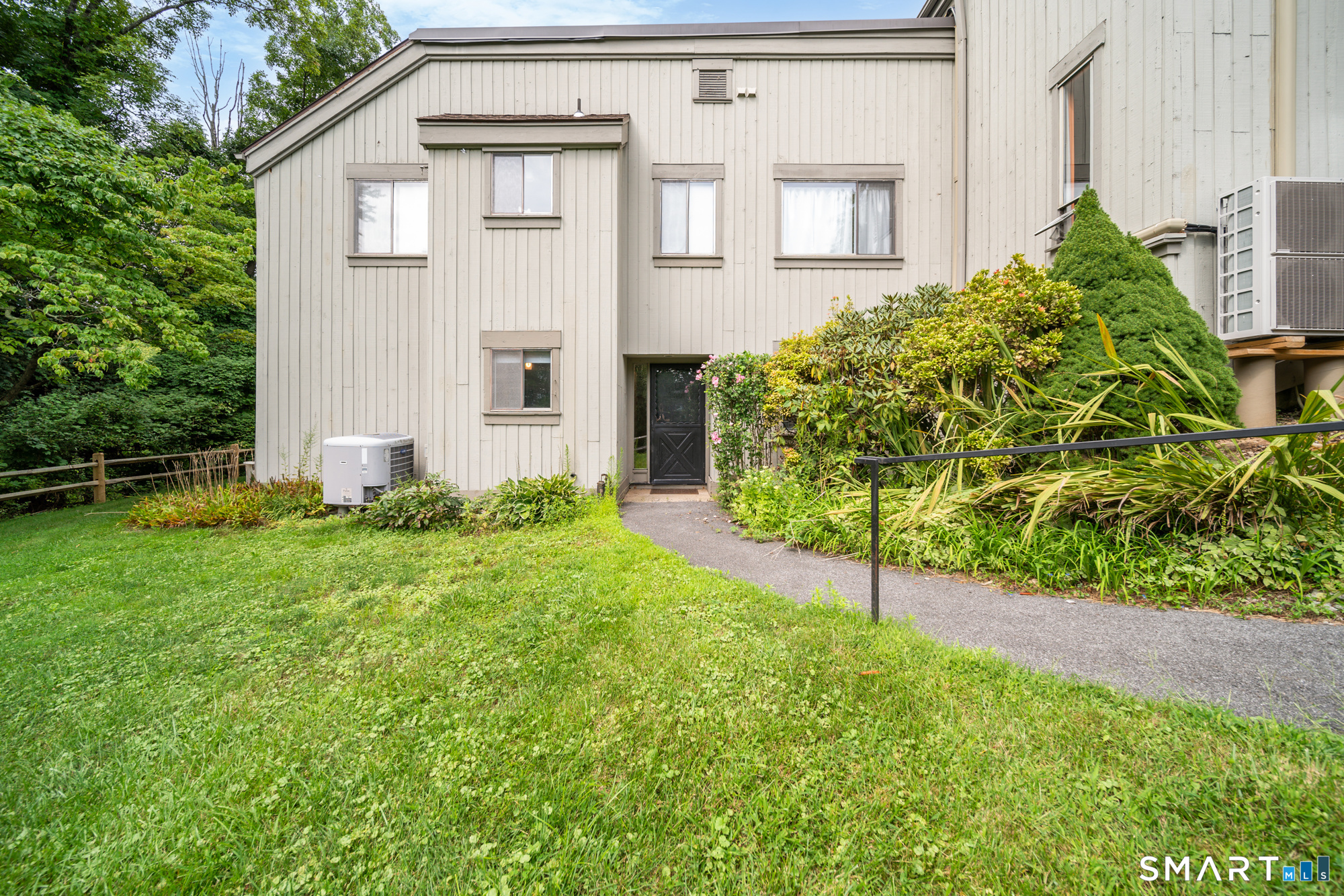 234 Heritage Village Unit #B photo 28