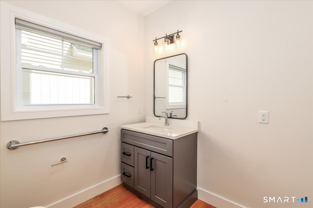 8 Fieldstone Court Unit #8 photo 4