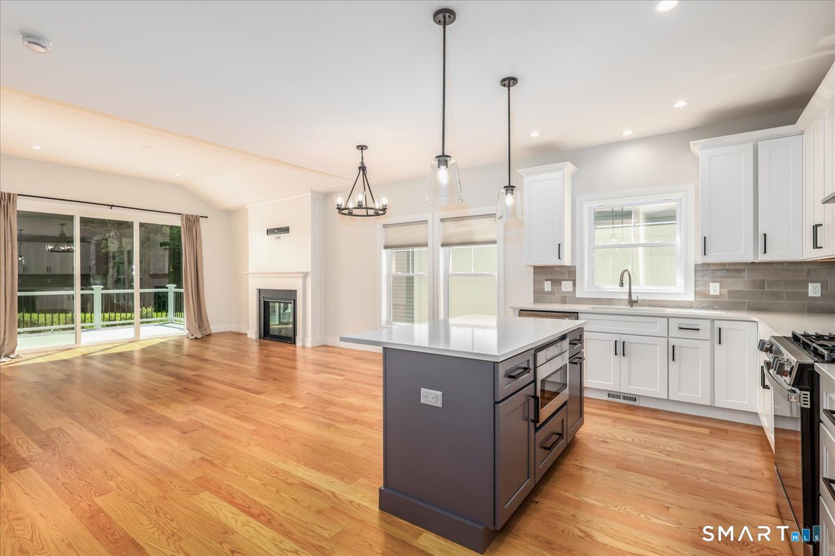 8 Fieldstone Court Unit #8 photo 6