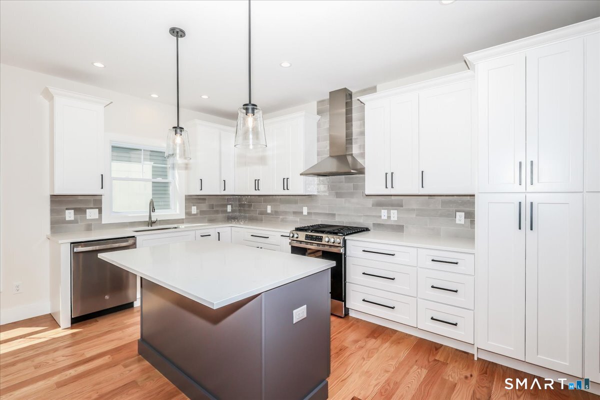8 Fieldstone Court Unit #8 photo 7