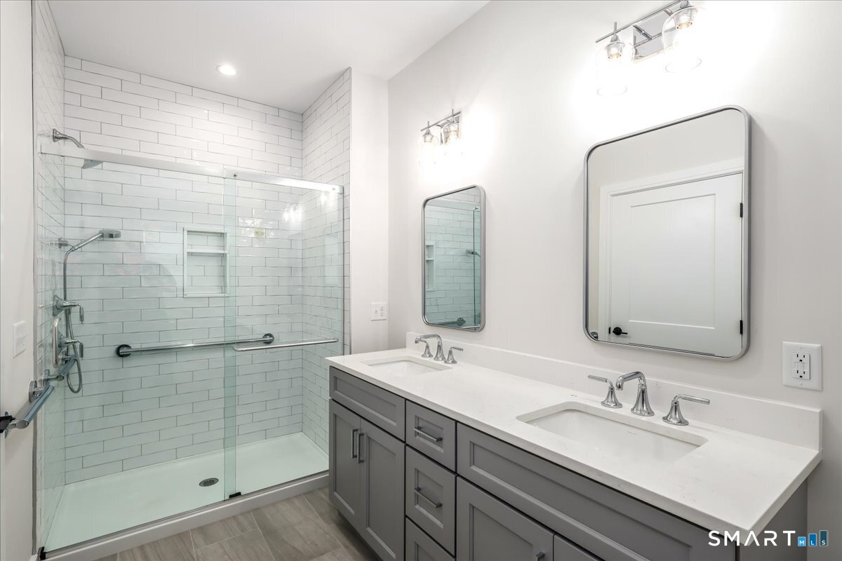 8 Fieldstone Court Unit #8 photo 20