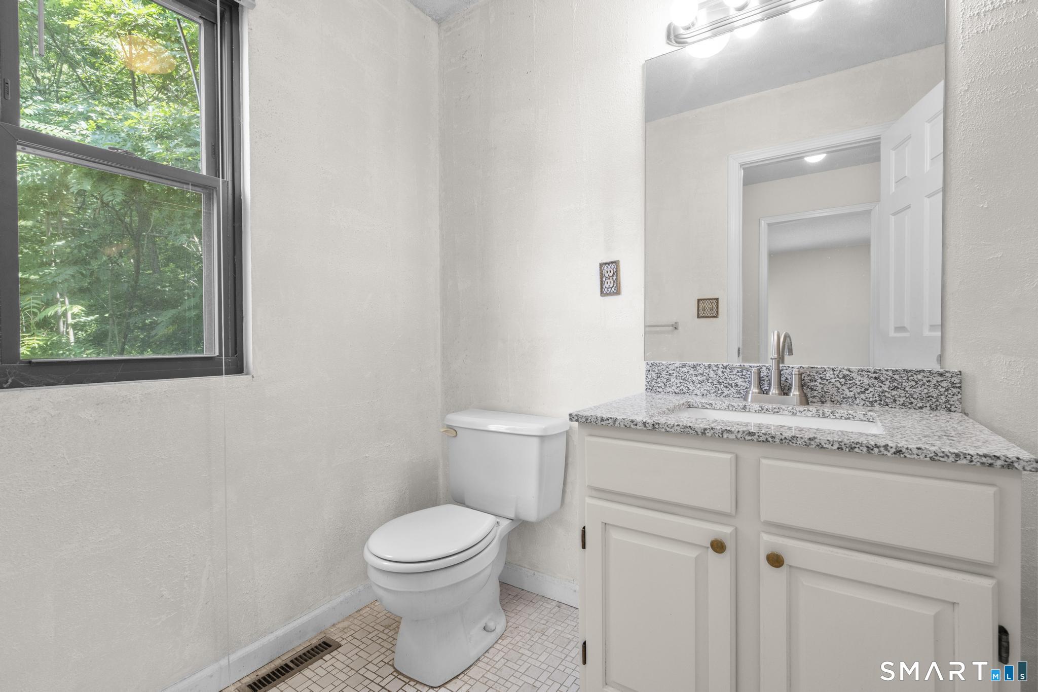 196 New Haven Avenue Unit #325 photo 23