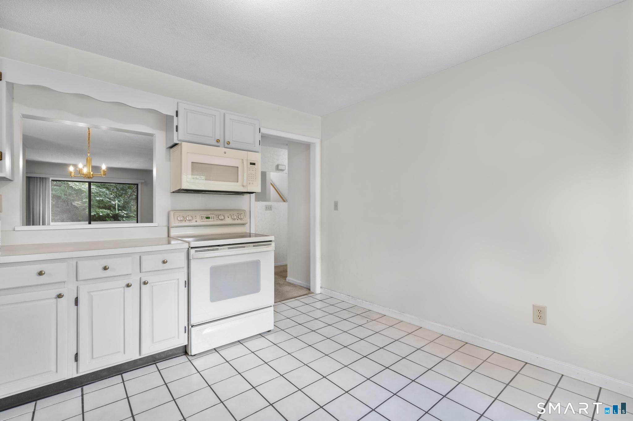 196 New Haven Avenue Unit #325 photo 15