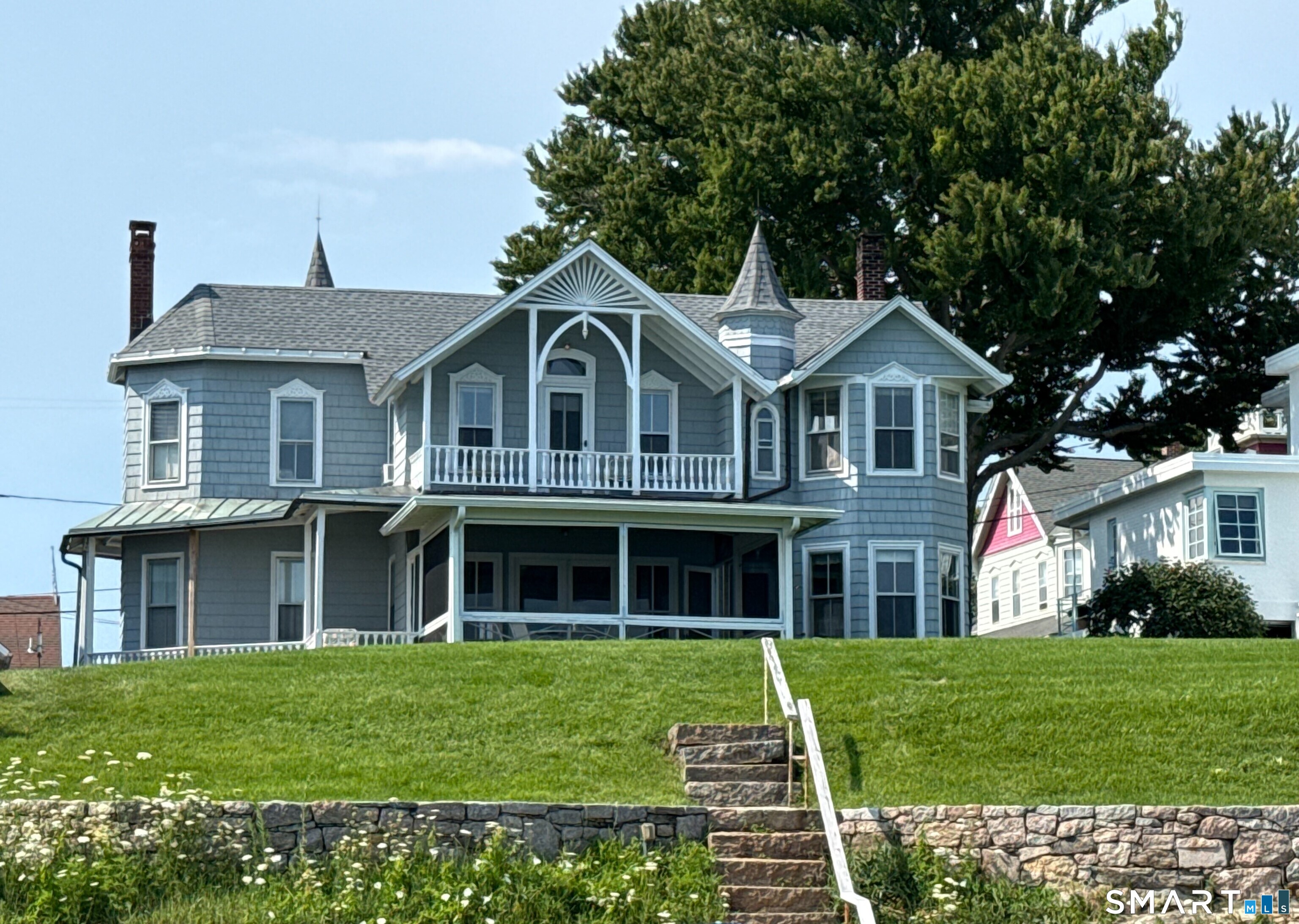 15 Prospect Hill Road photo 4