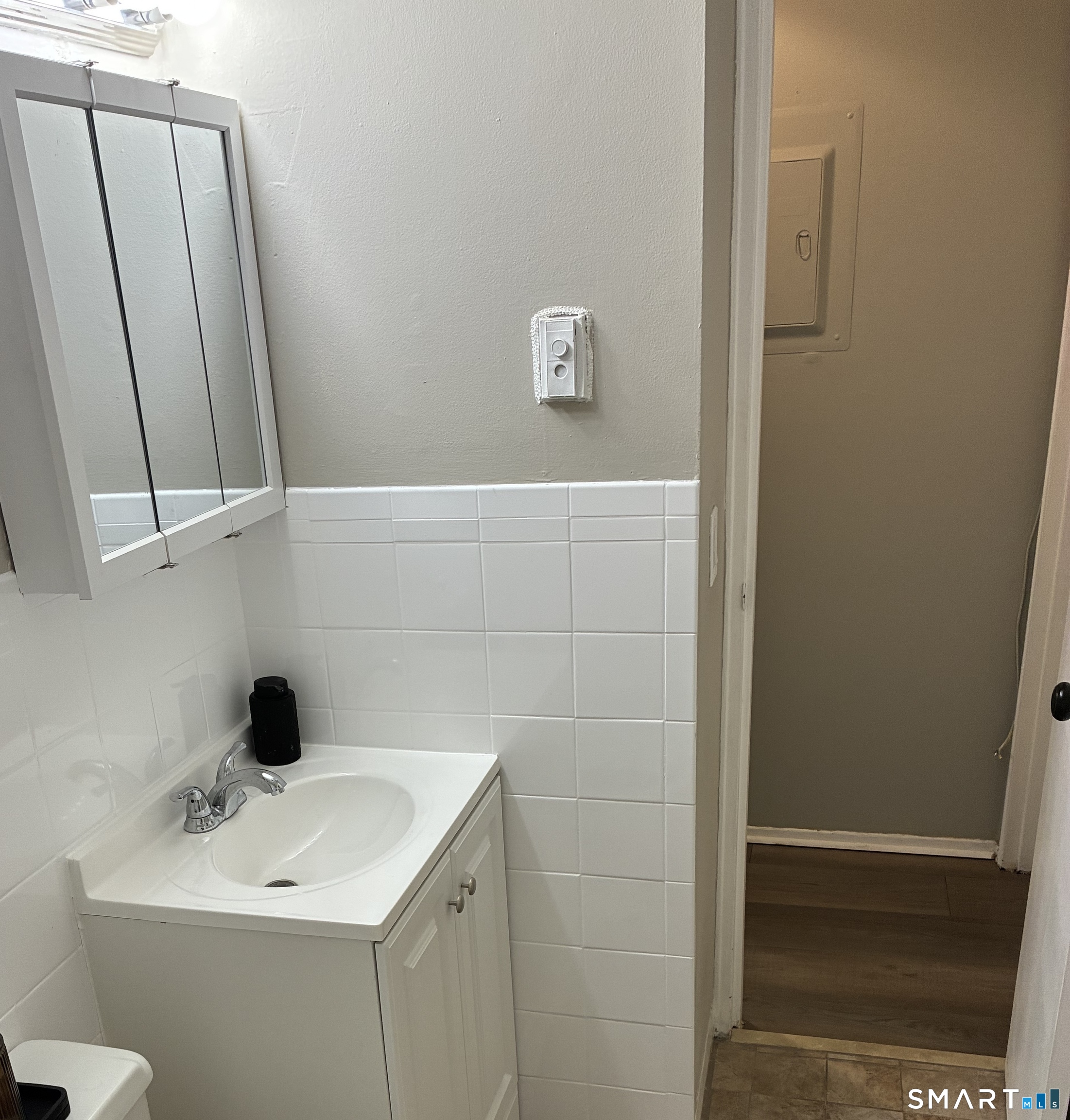 125 Lawn Avenue Unit #B6 photo 18