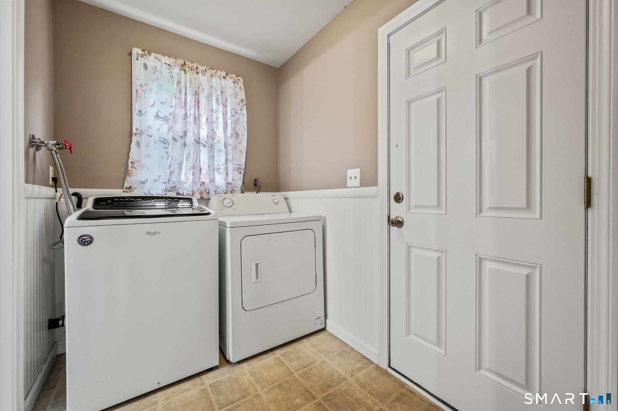 19 Sheffield Road photo 17
