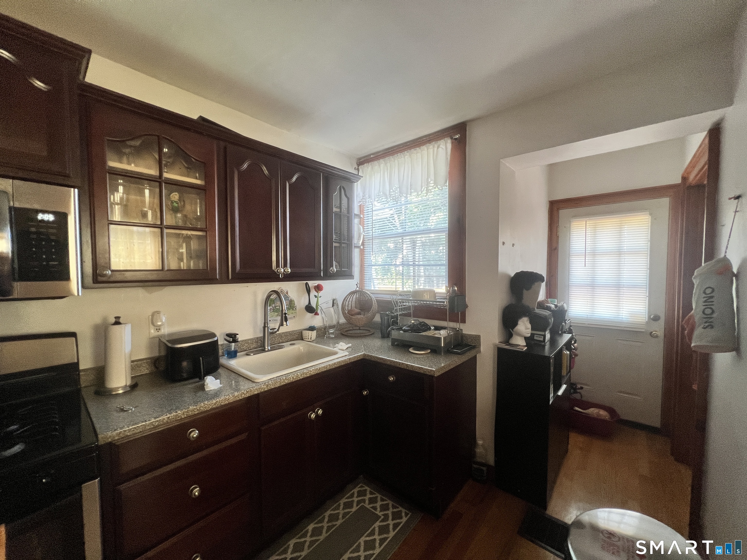 448 East Avenue photo 10
