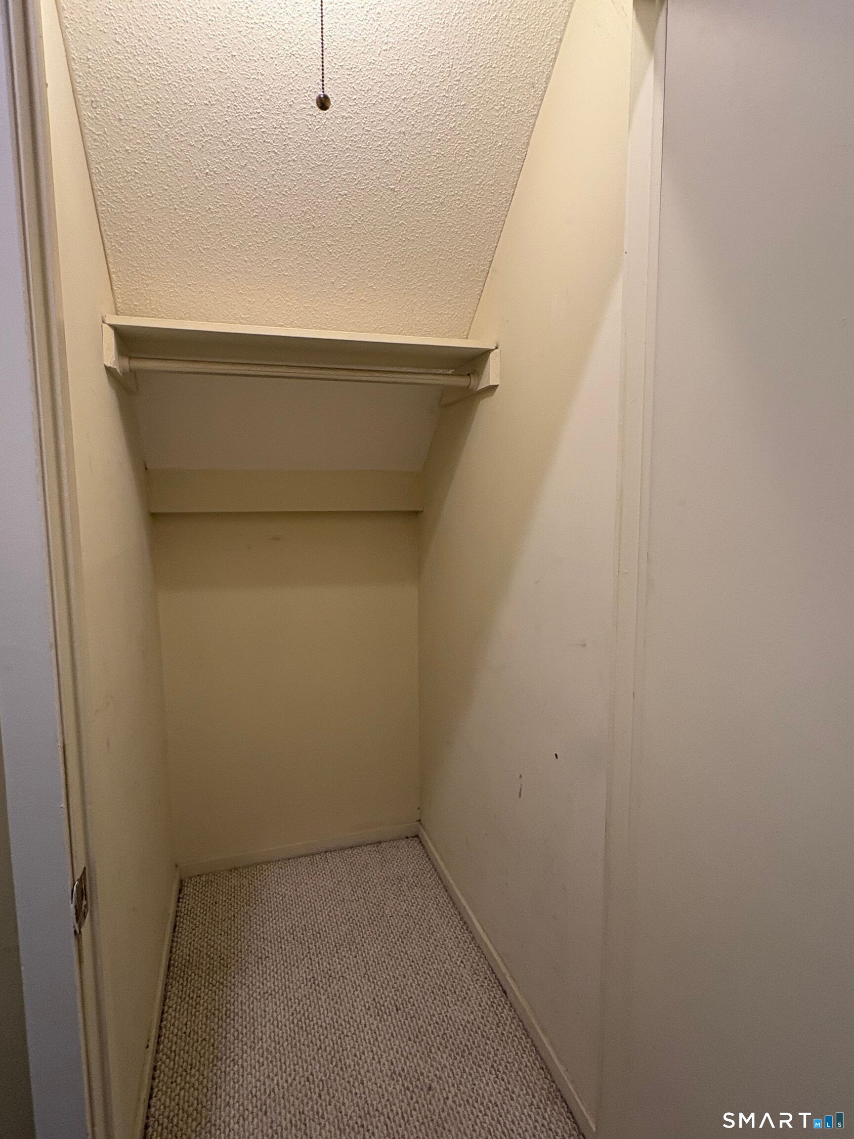 3 Willow Lane photo 13