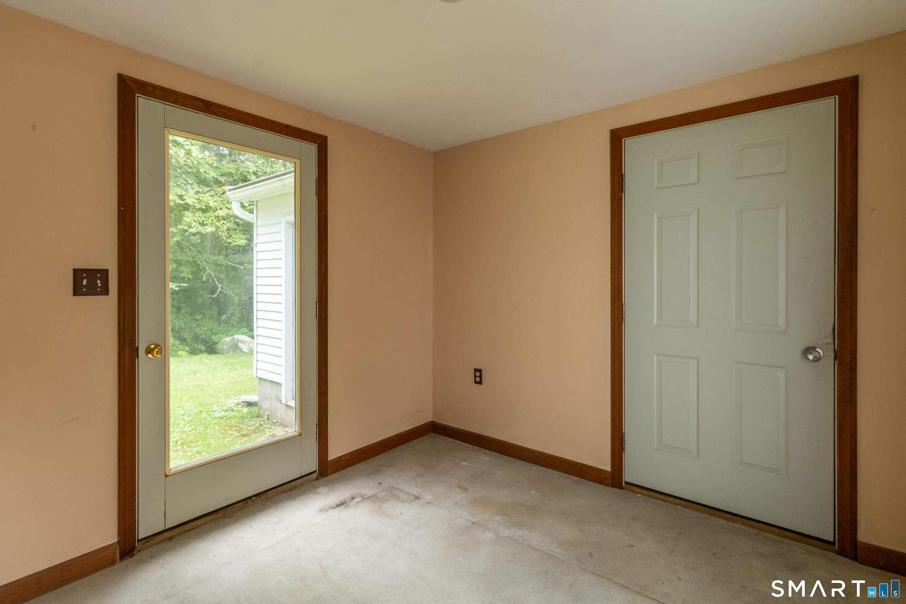 18 Crestwood Drive photo 26