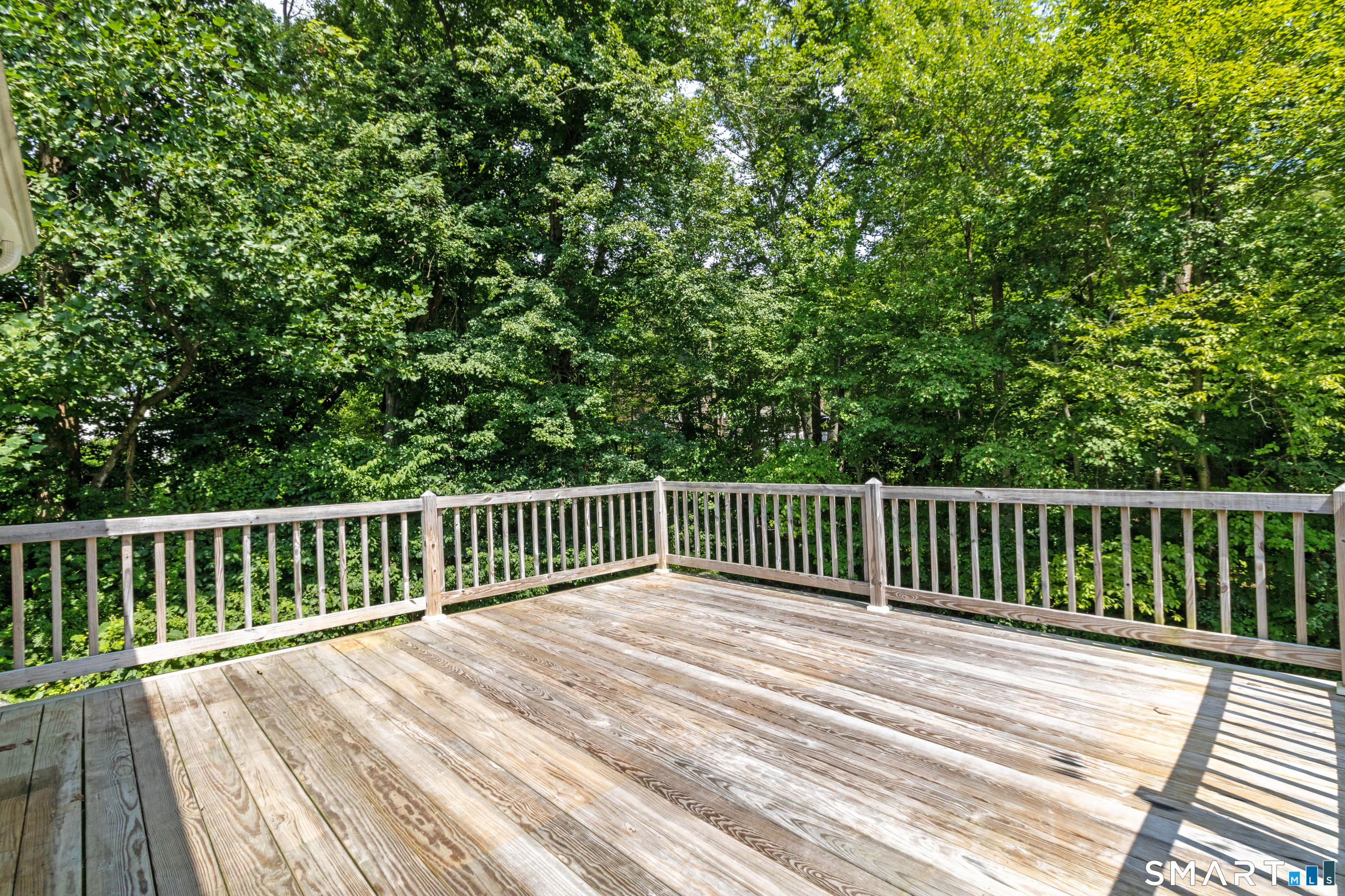 18 Crestwood Drive photo 31