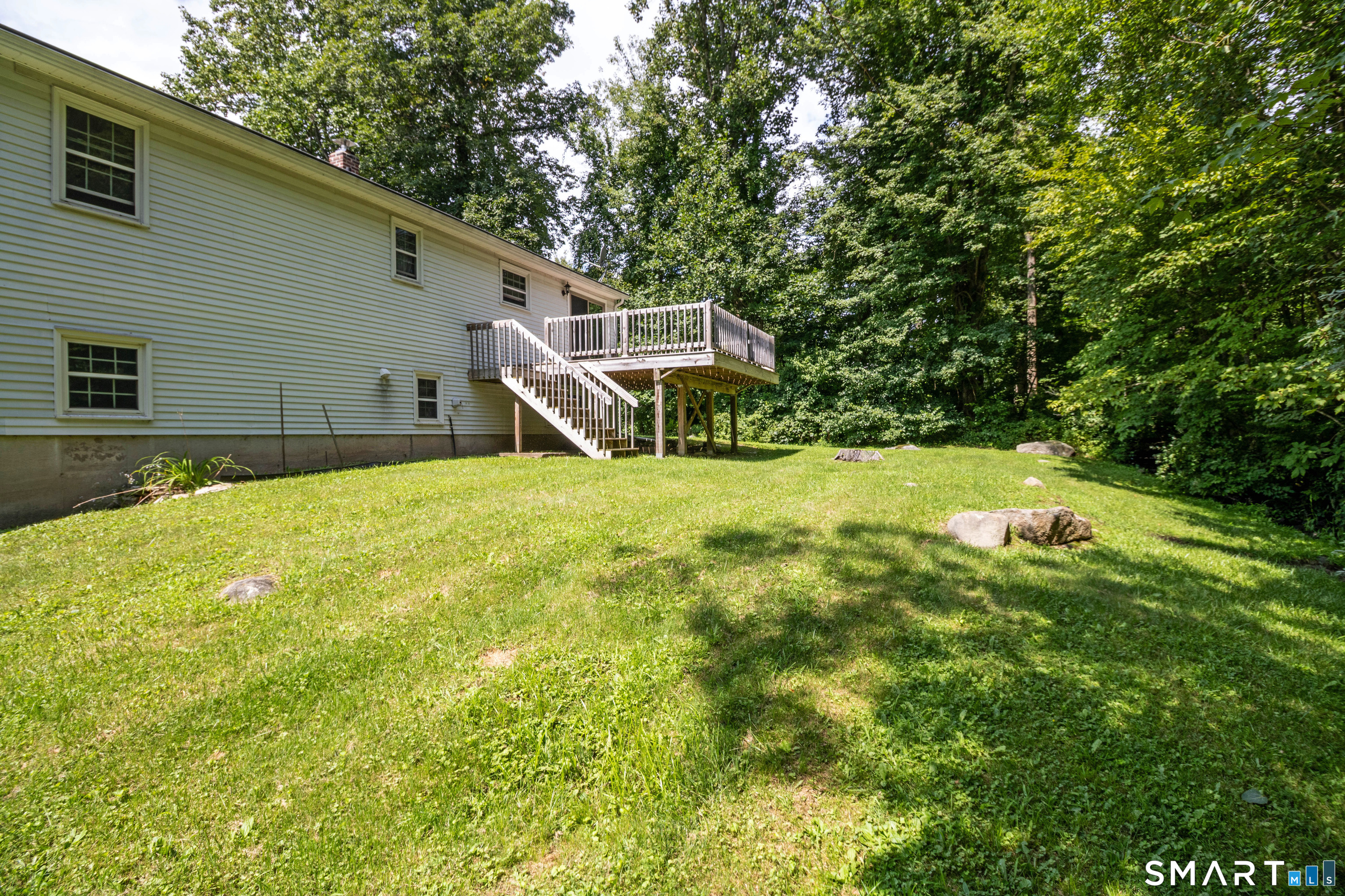 18 Crestwood Drive photo 33