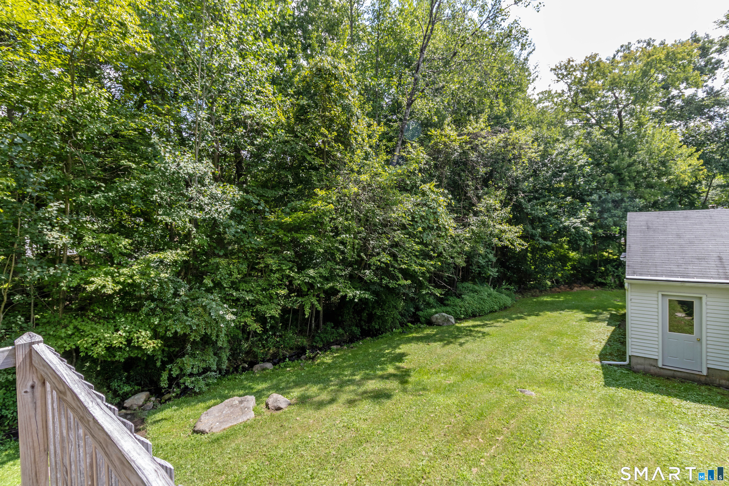 18 Crestwood Drive photo 32