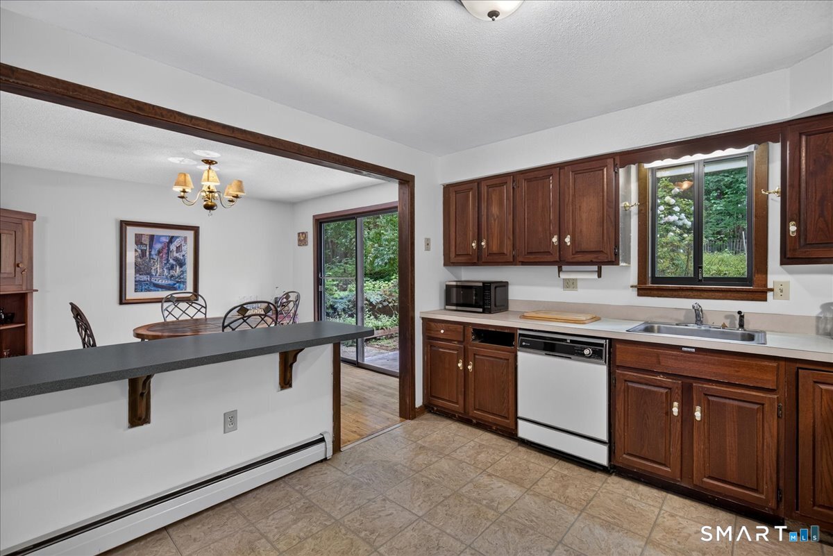 35 Aileen Drive photo 14