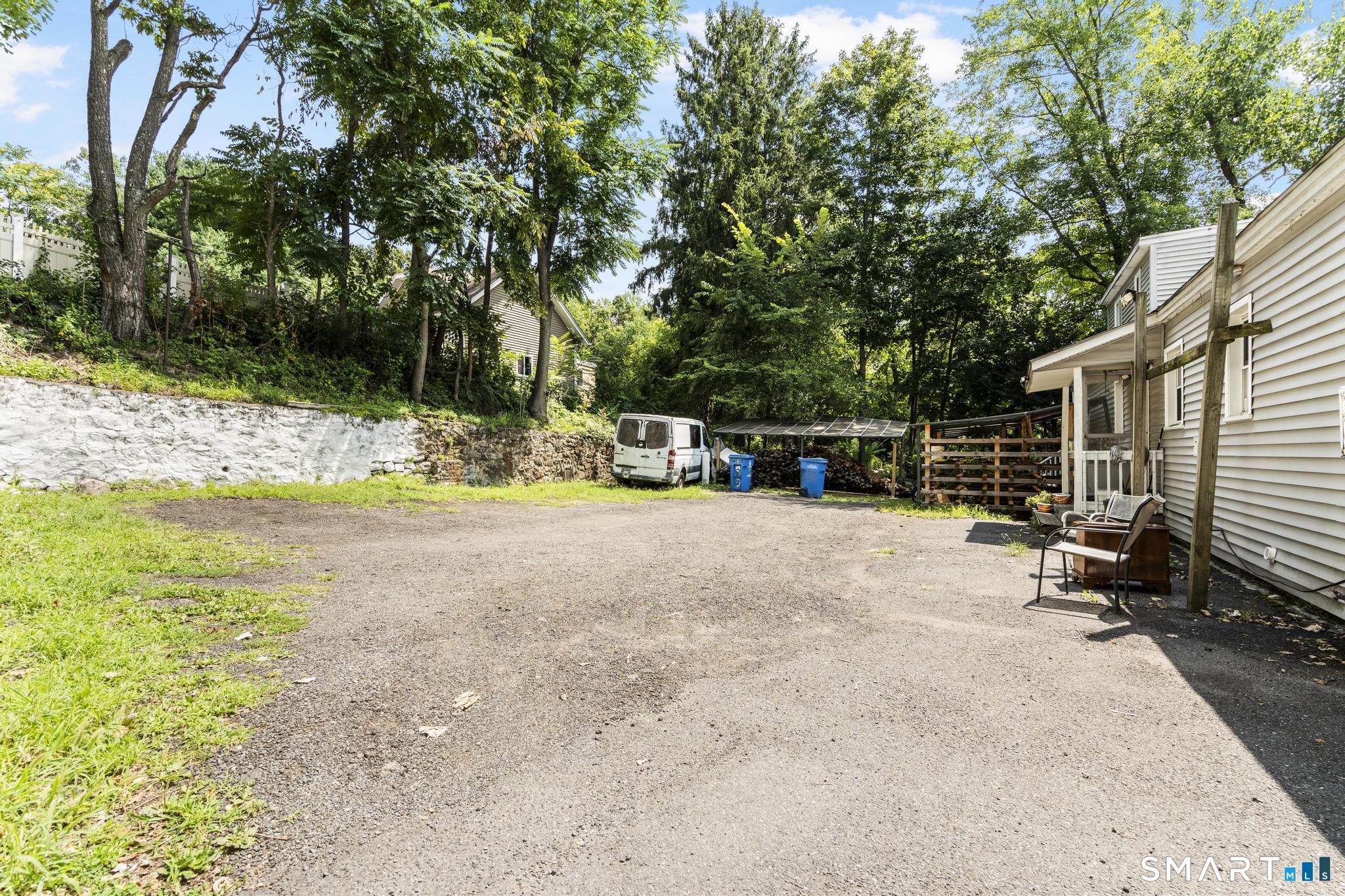 11th image of 80 Niagara St, Waterbury, CT 06705 | MLS# 24200254