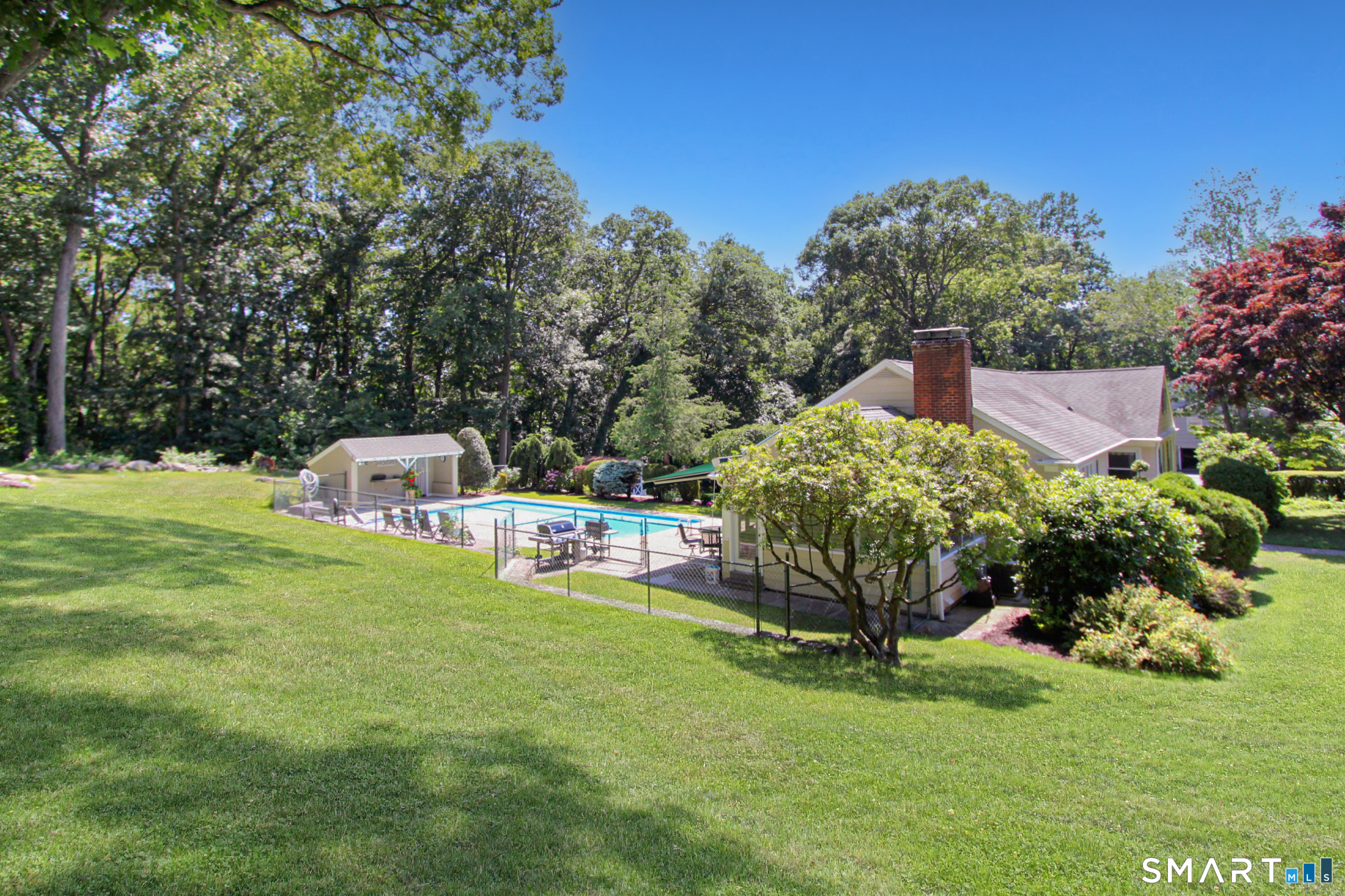 21 Twin Circle Drive photo 32