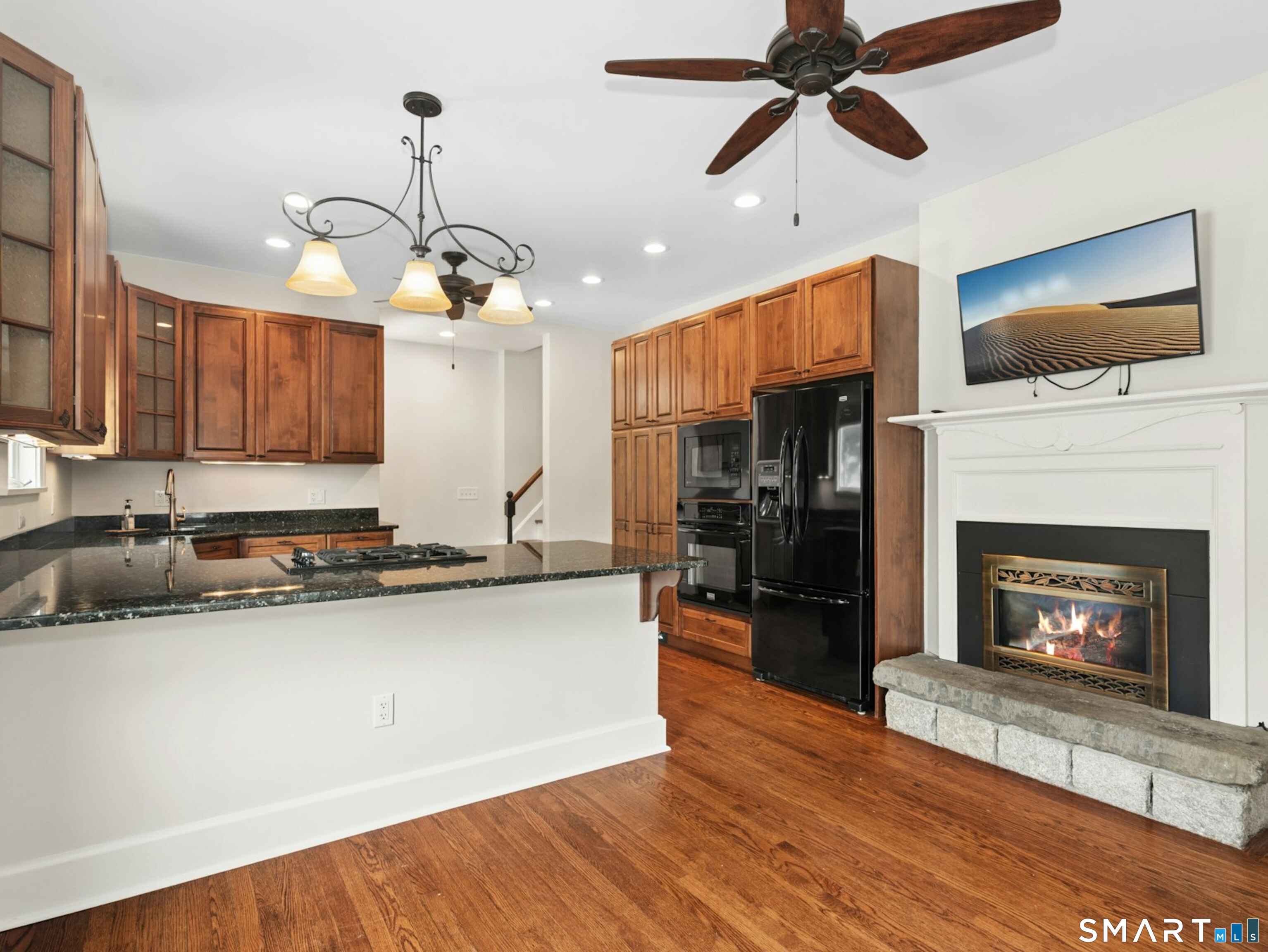 220 West Avenue, Darien, Connecticut photo 4
