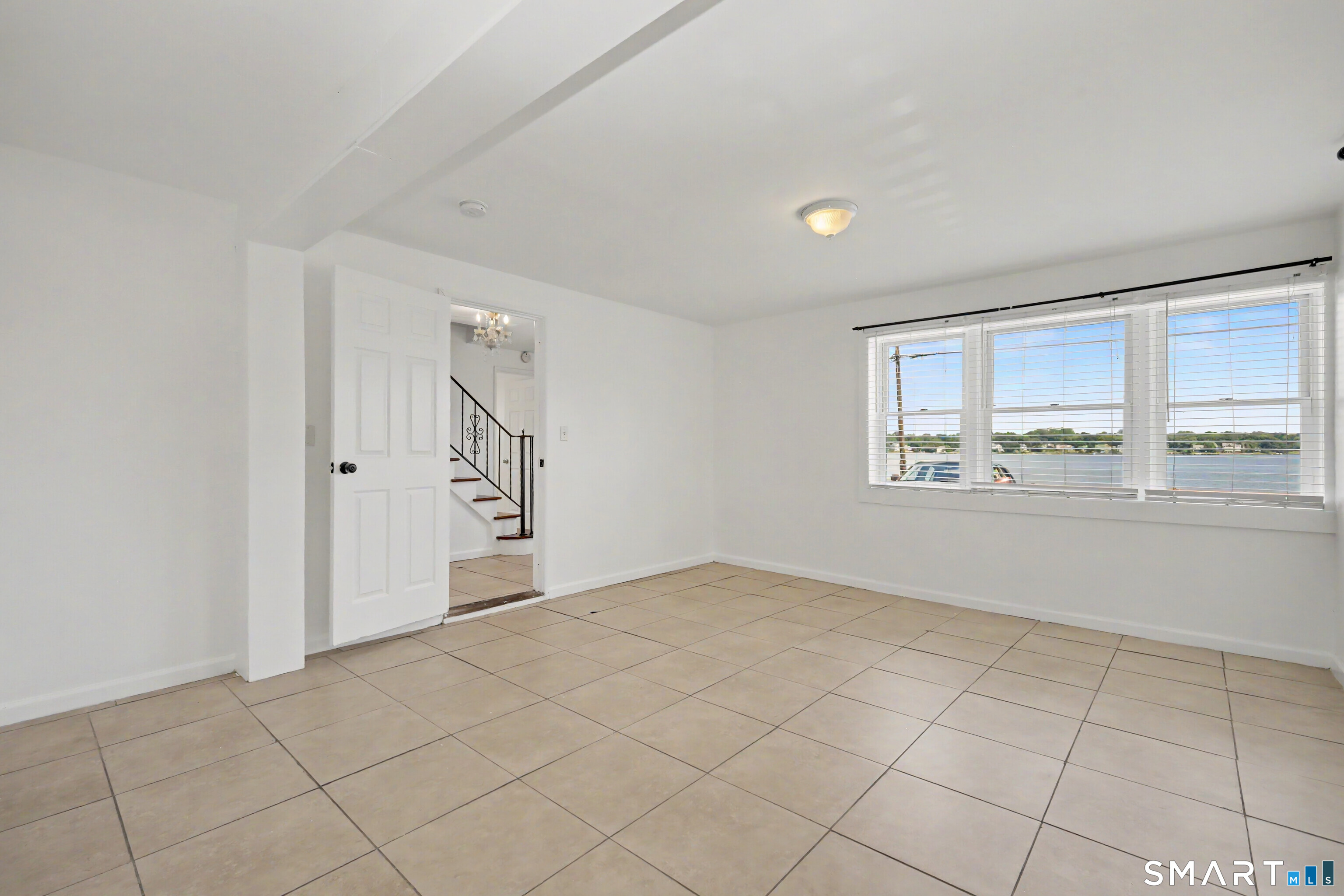 303 Weed Avenue photo 33