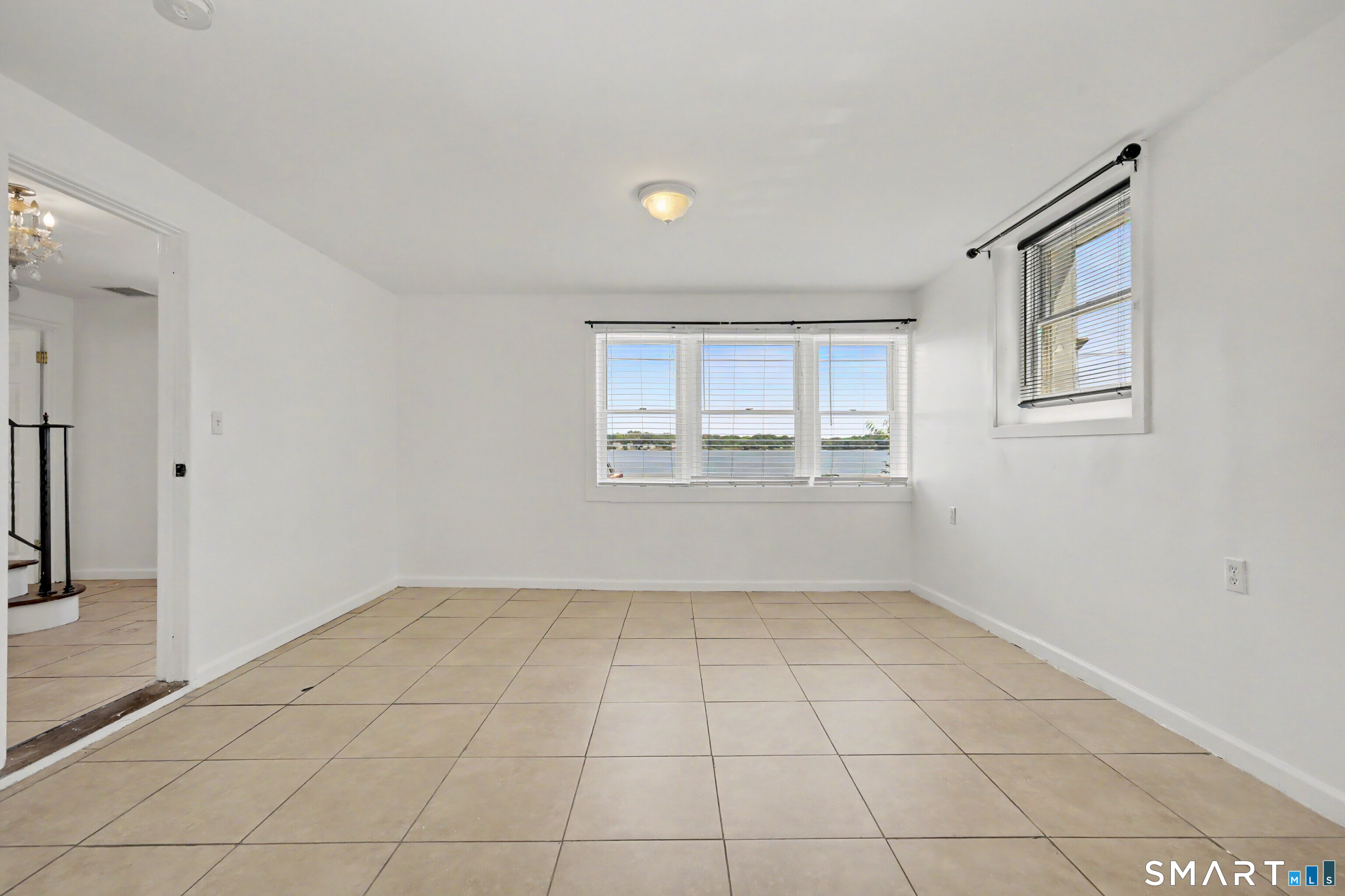 303 Weed Avenue photo 29