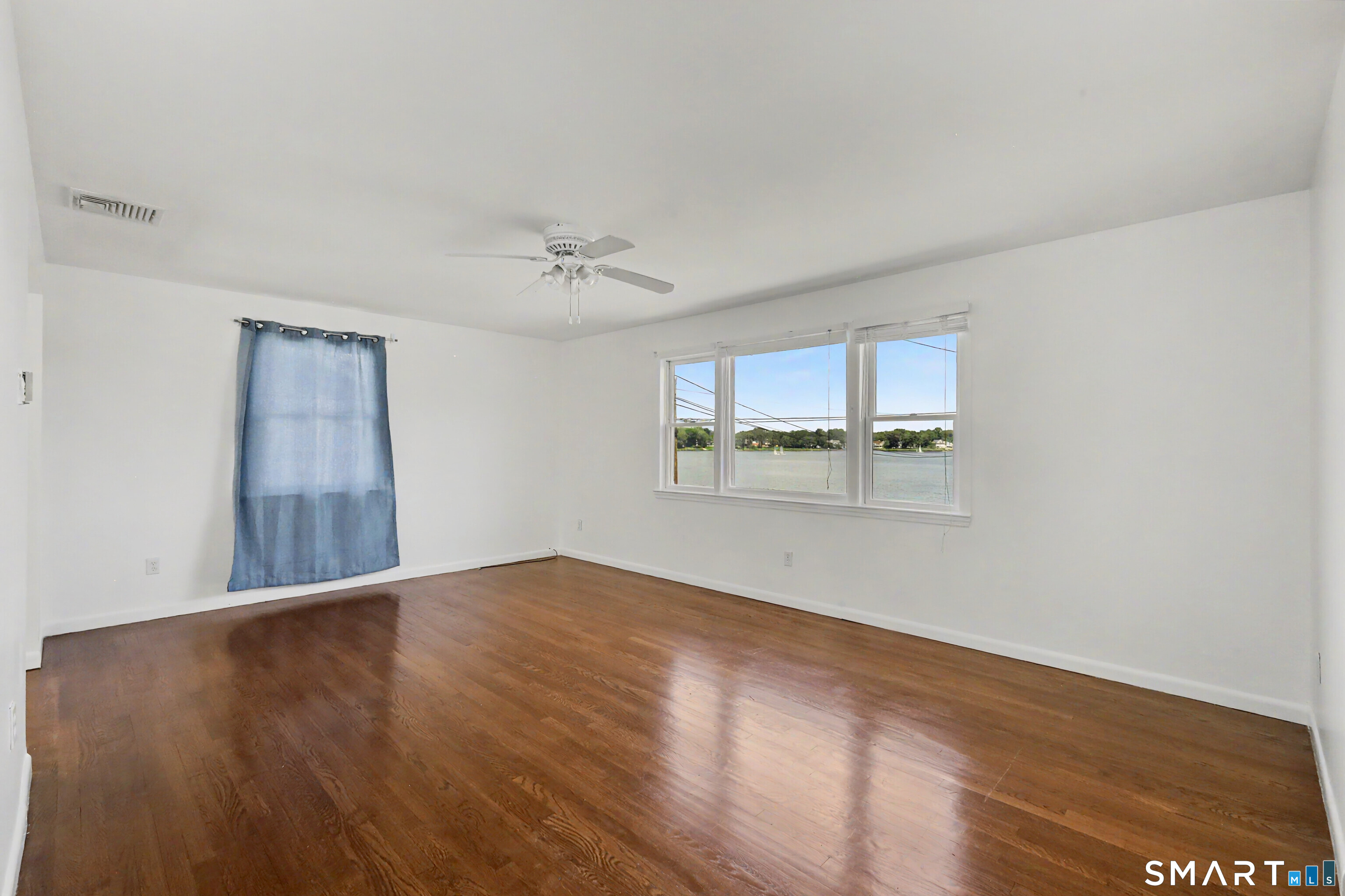 303 Weed Avenue photo 13