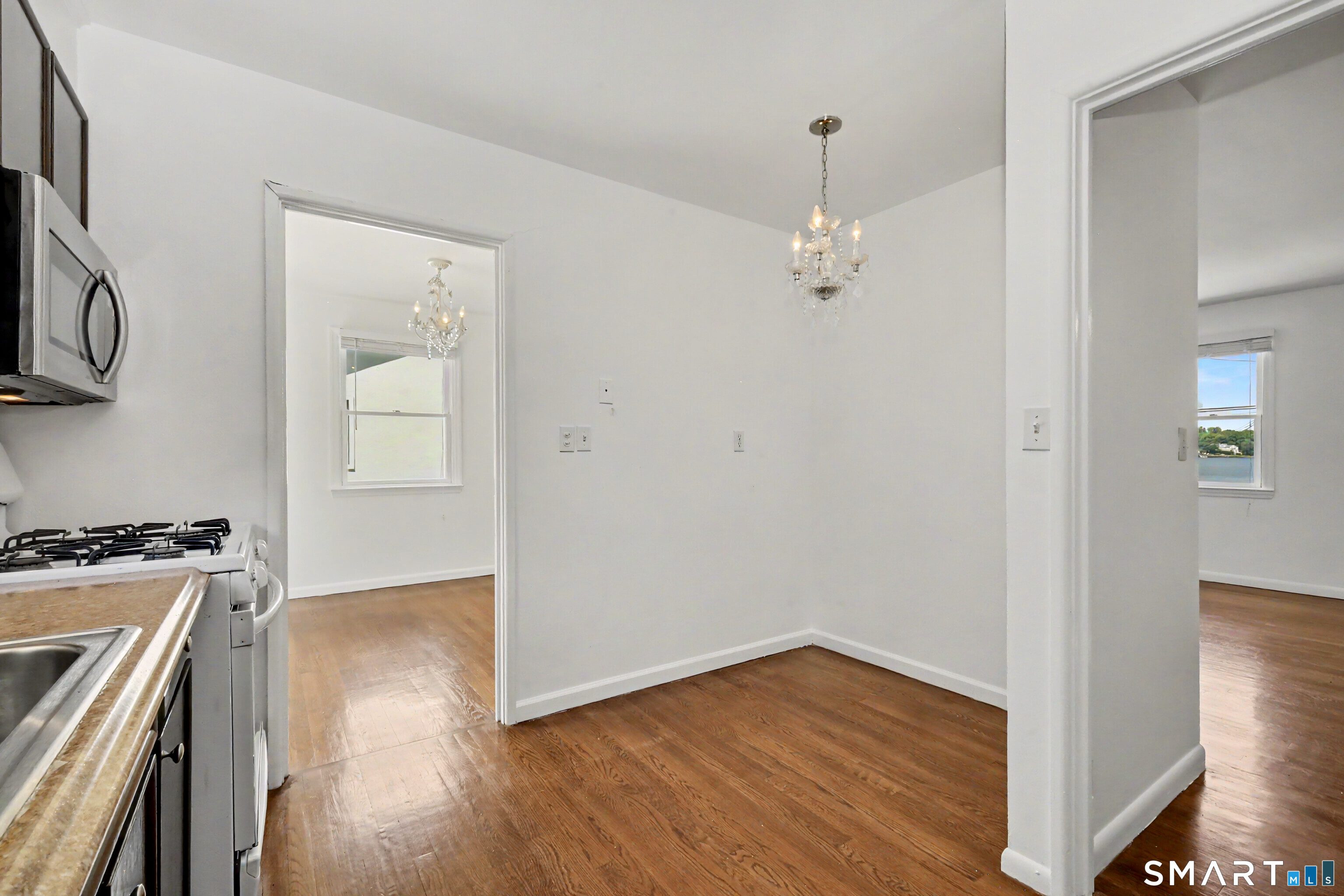 303 Weed Avenue photo 20
